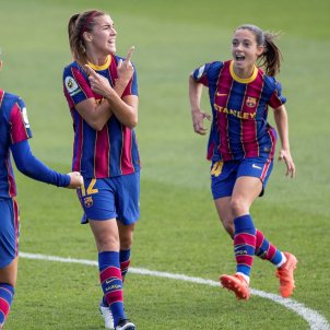 El Barça alecciona al Real Madrid en el primer Clásico femenino (0-4)