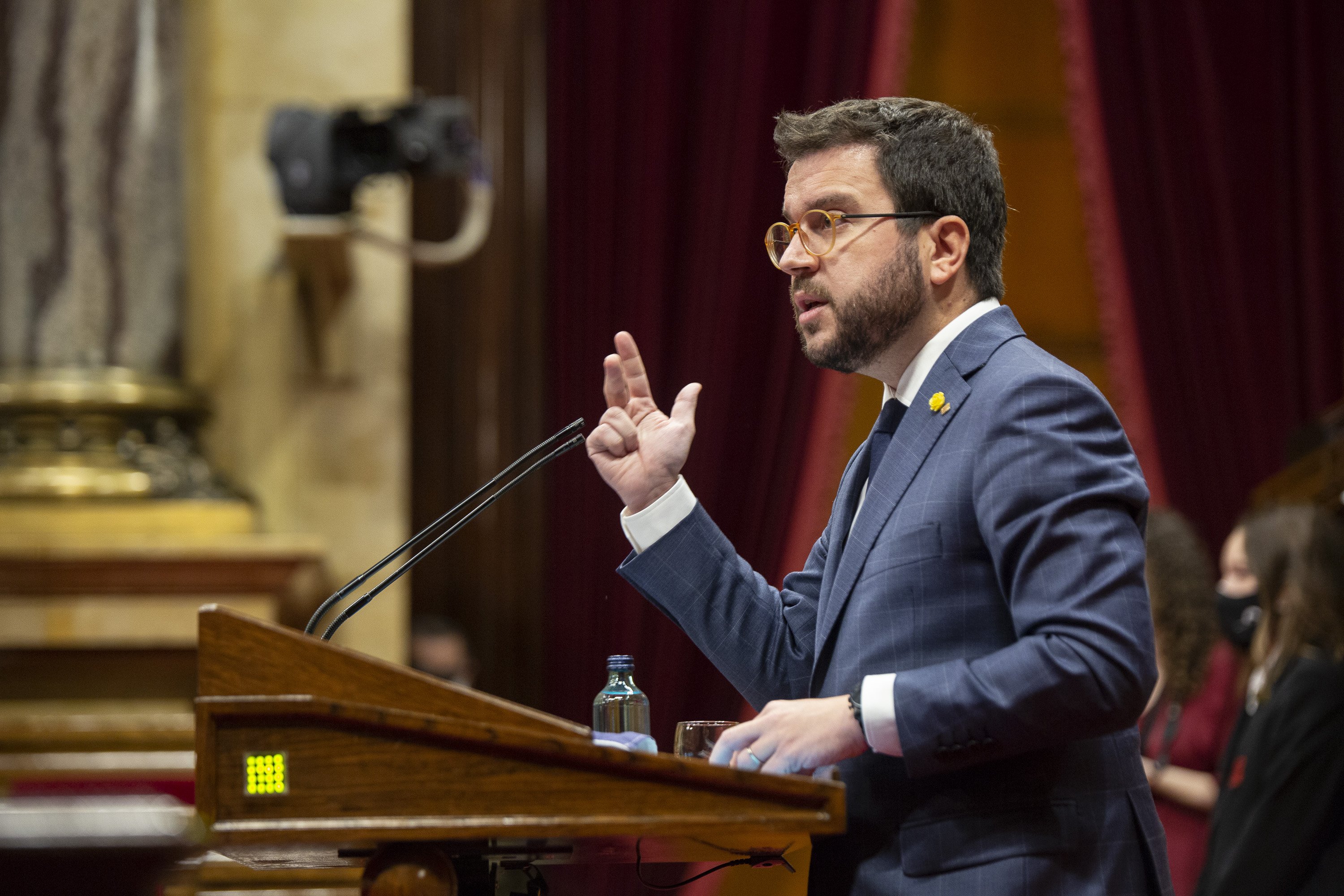 Cs, PSC i PP volen que Aragonès respongui als grups al control com a president