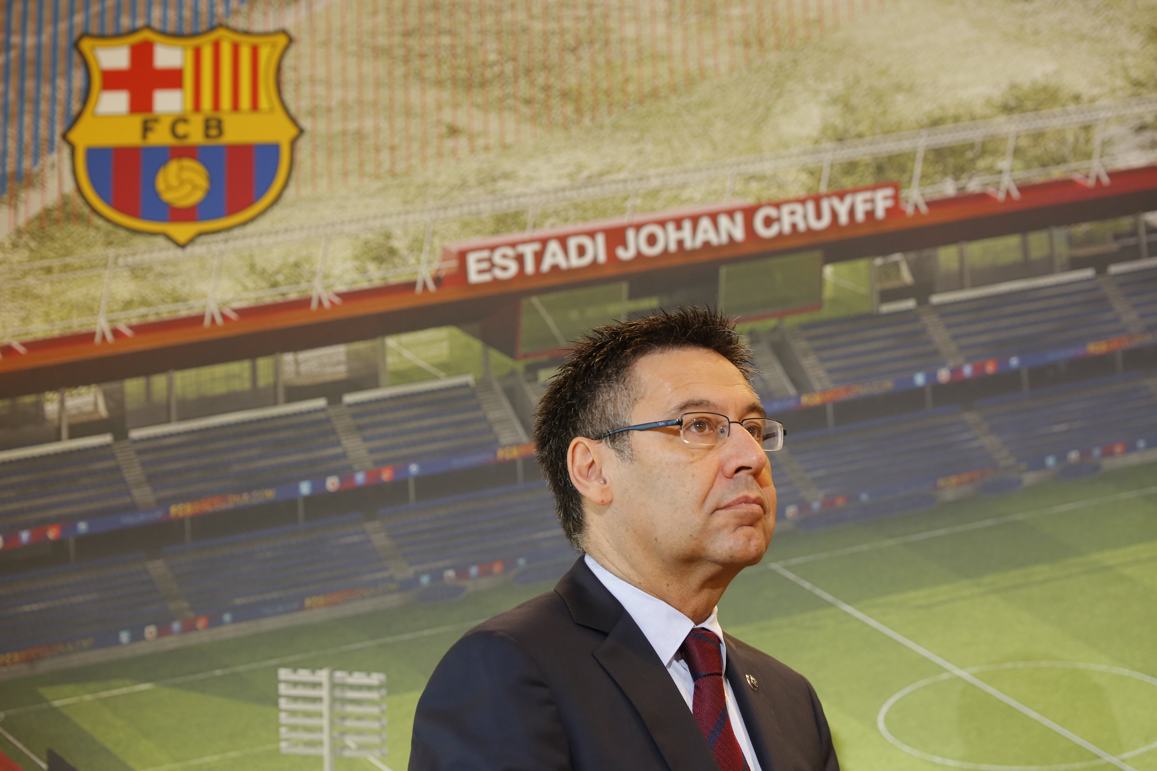 El Barça de Bartomeu pagó 54.000 euros por un informe con noticias