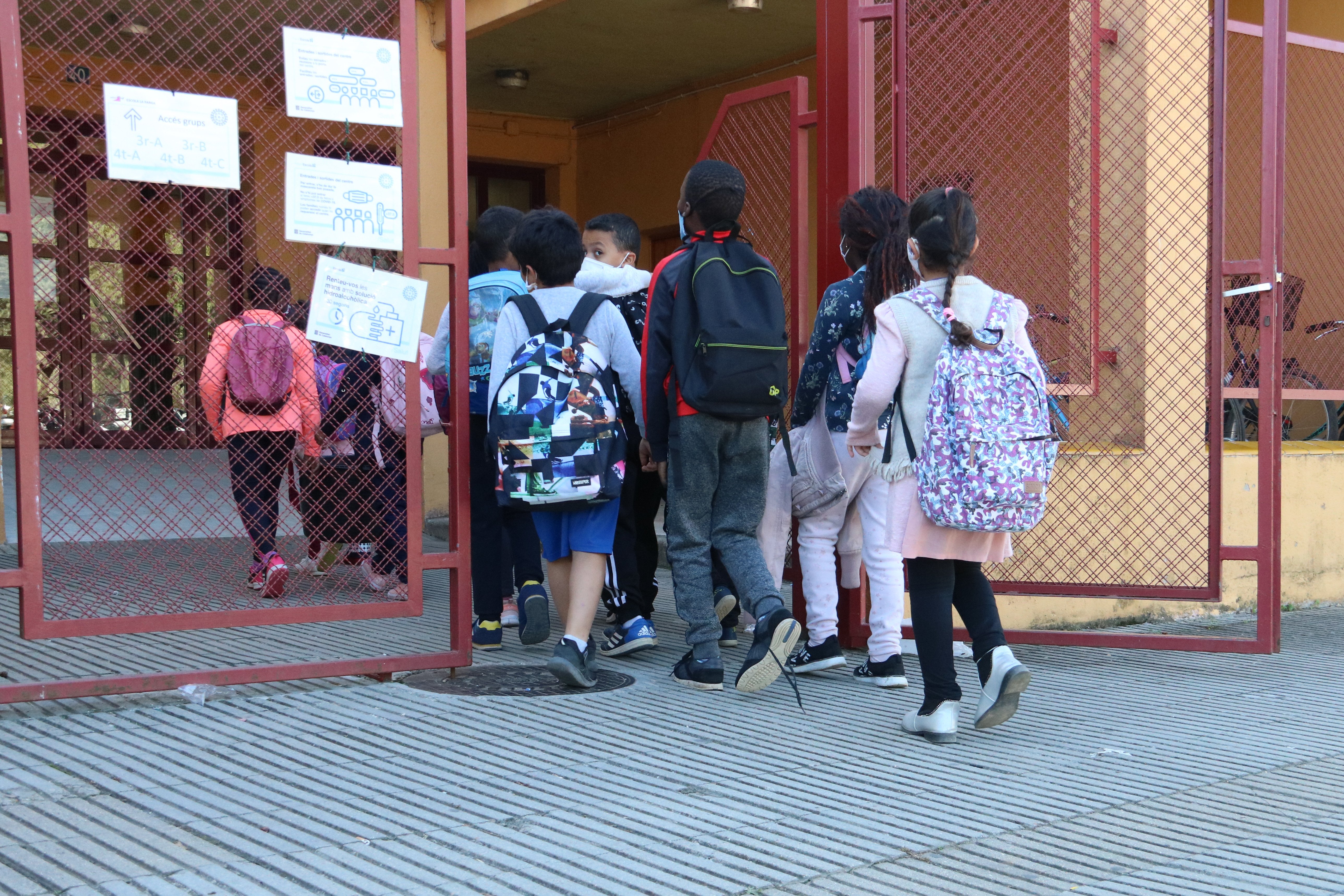 escuela - grupc escolar coronavirus acn