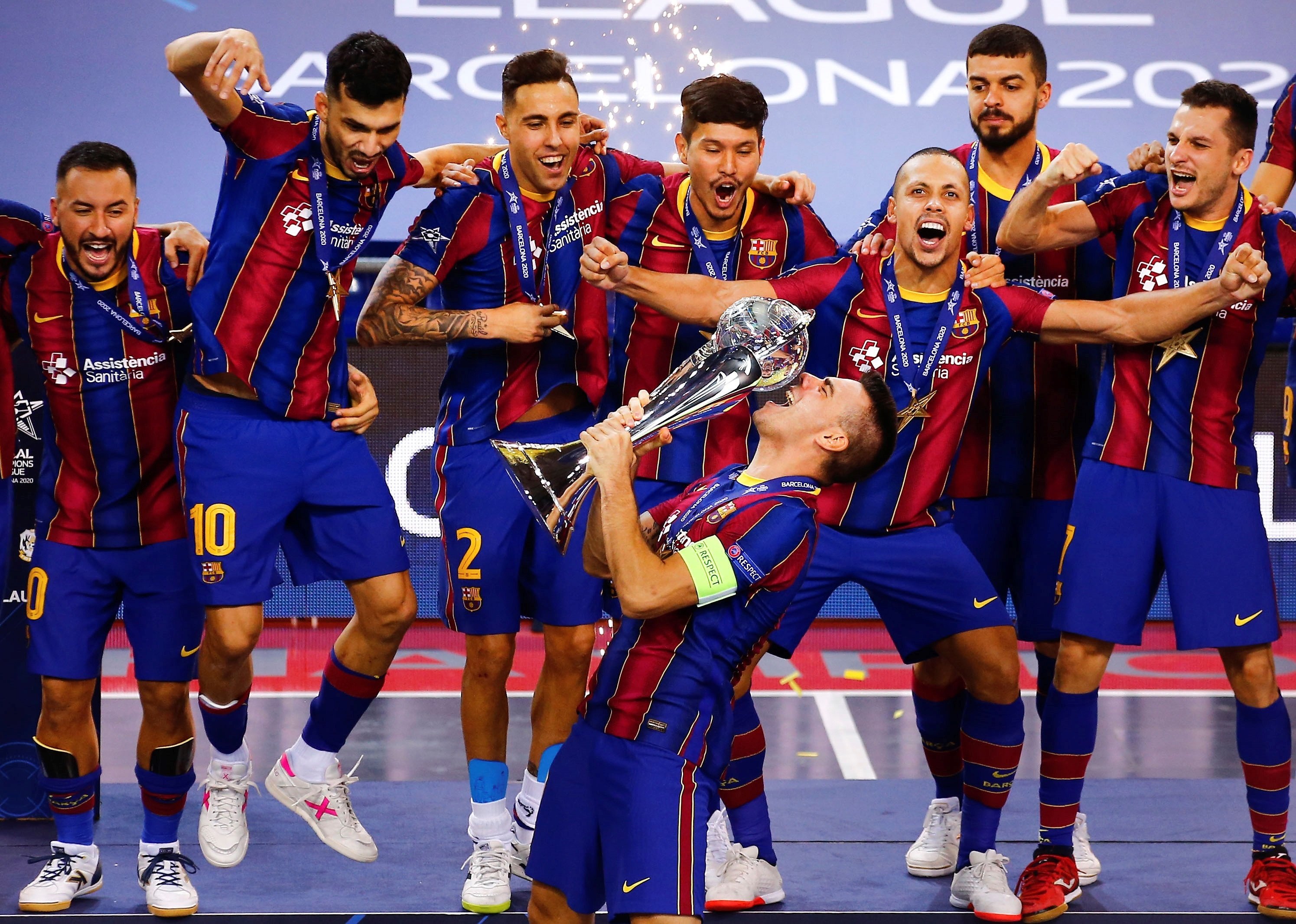 El Barça supera a ElPozo y levanta la tercera Champions de su historia (2-1)