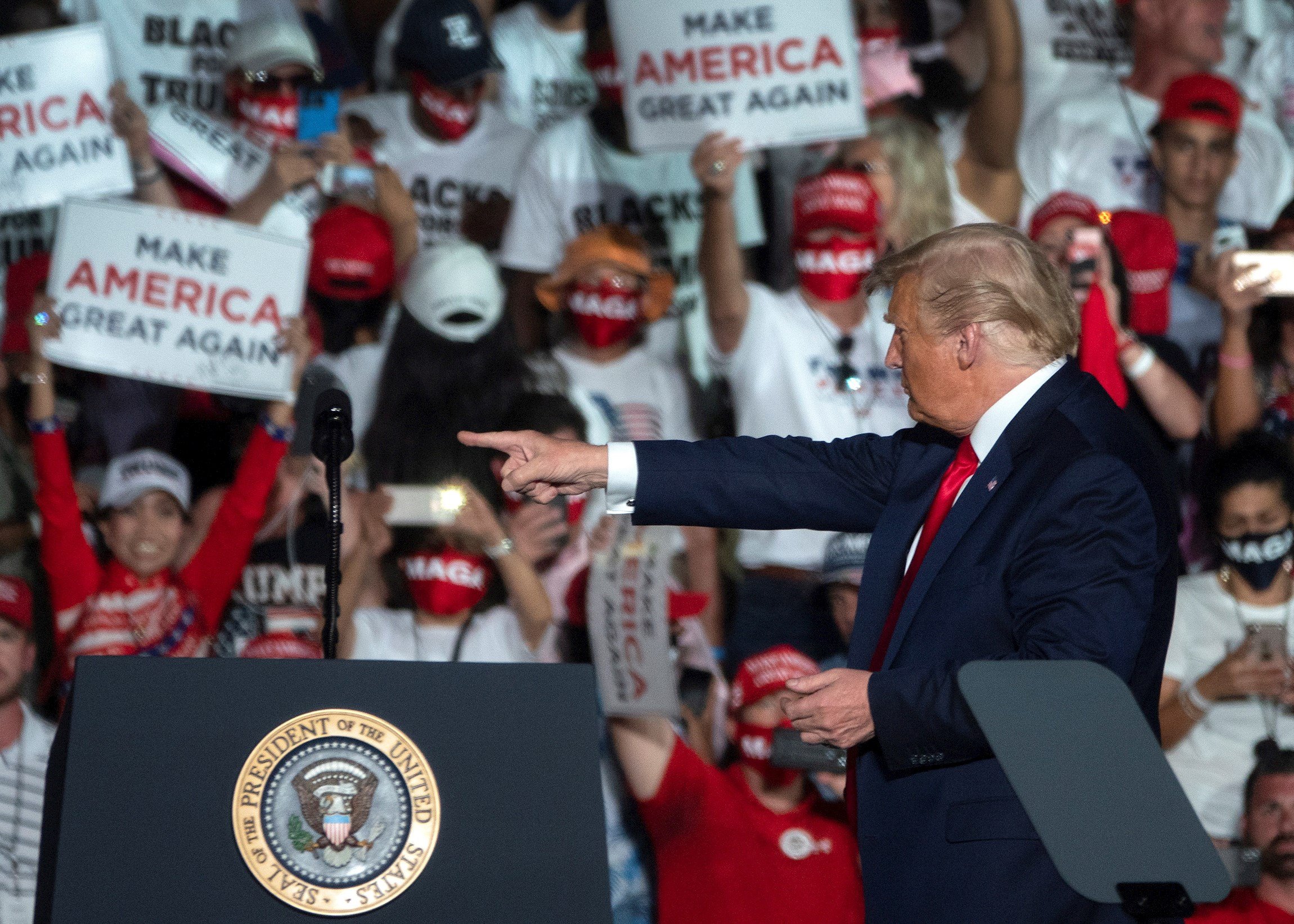 Trump, después de pasar la Covid: "Daré besos a todos los niños y mujeres"