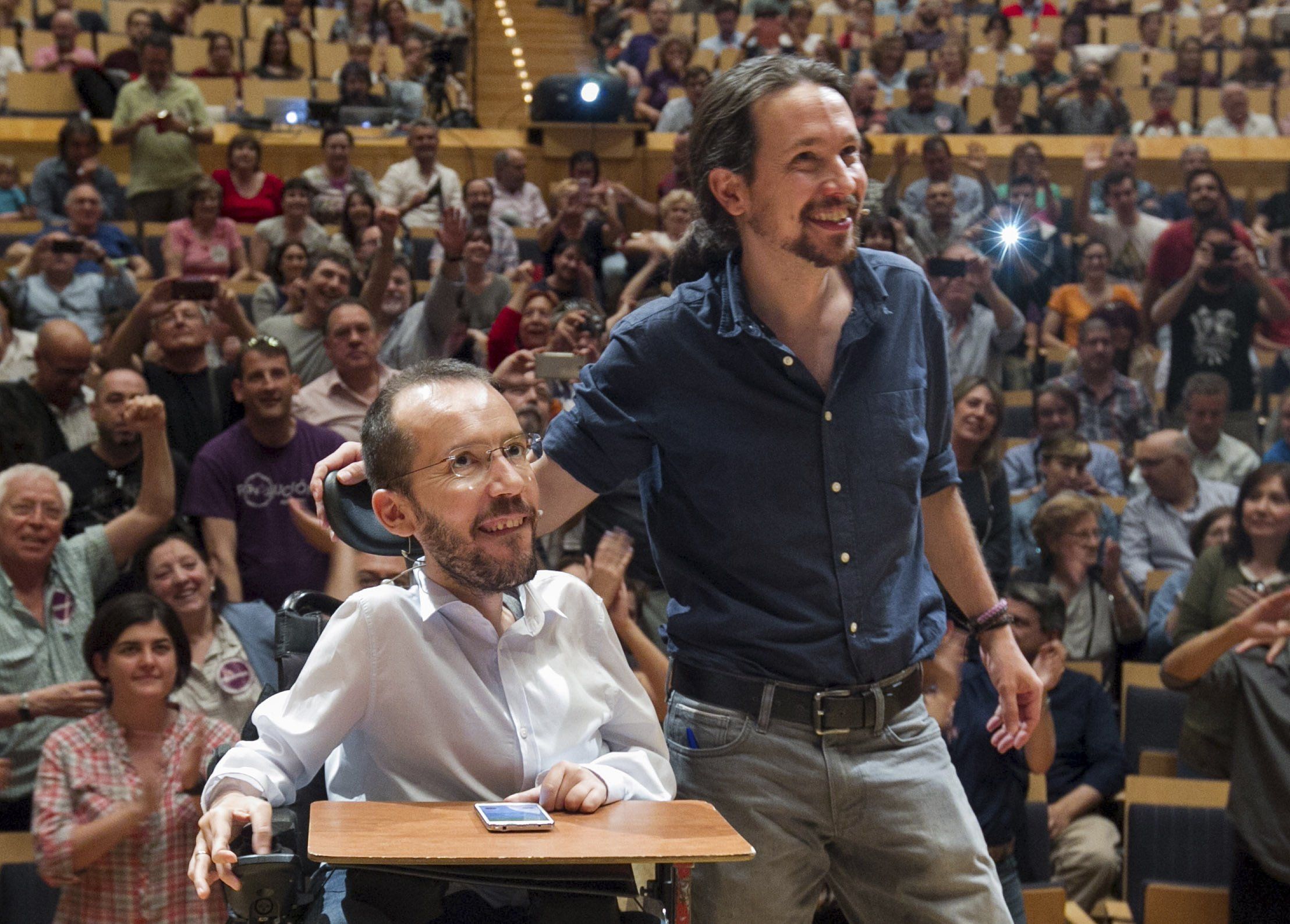 Unidos Podemos amplia el 'sorpasso' al PSOE y el PP crece