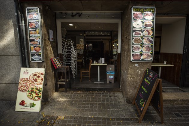 Bares locales terraza negocios restaurantes cerrados vacíos|huecos coronavirus covid-19 crisis - Sergi Alcazar