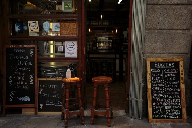 Bares locales terraza negocios restaurantes cerrados vacíos|huecos coronavirus covid-19 crisis - Sergi Alcazar