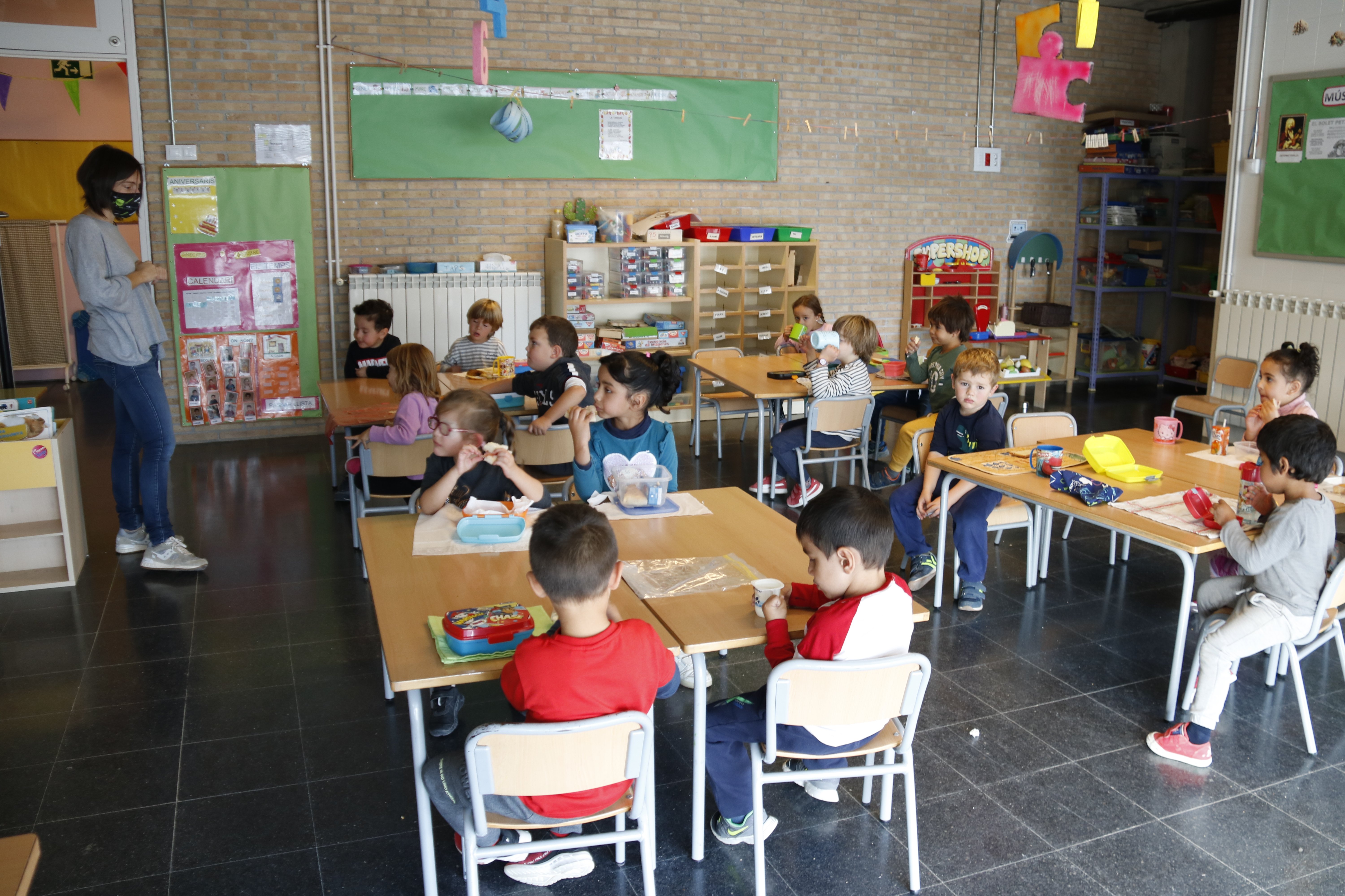 Augmenten els grups escolars confinats: 125 més en 24 hores