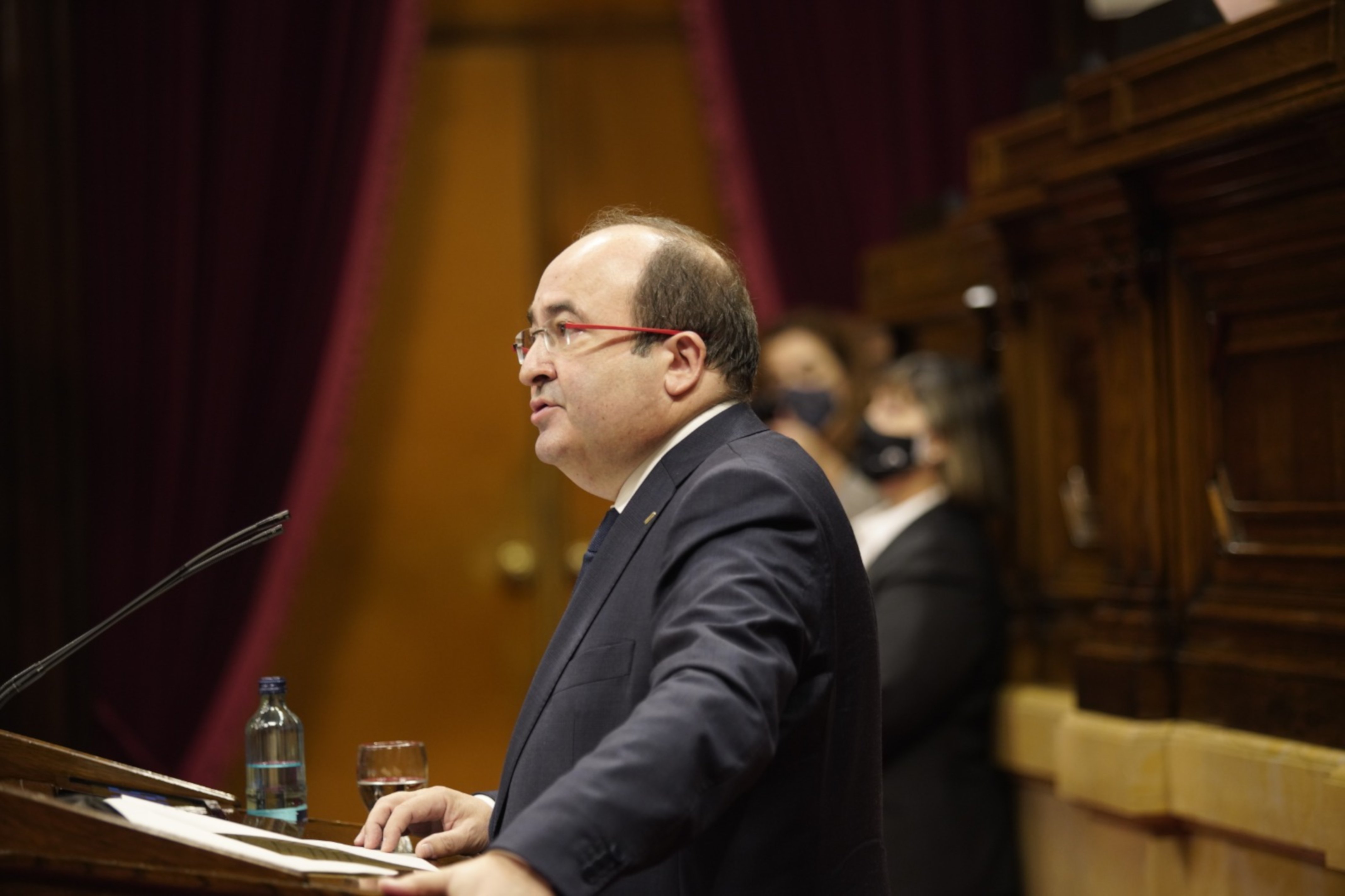 Miquel Iceta faristol parlament - acn