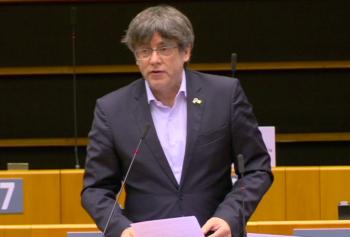 "It's shameful": Puigdemont reminds MEPs that Spain jailed their colleague, Junqueras