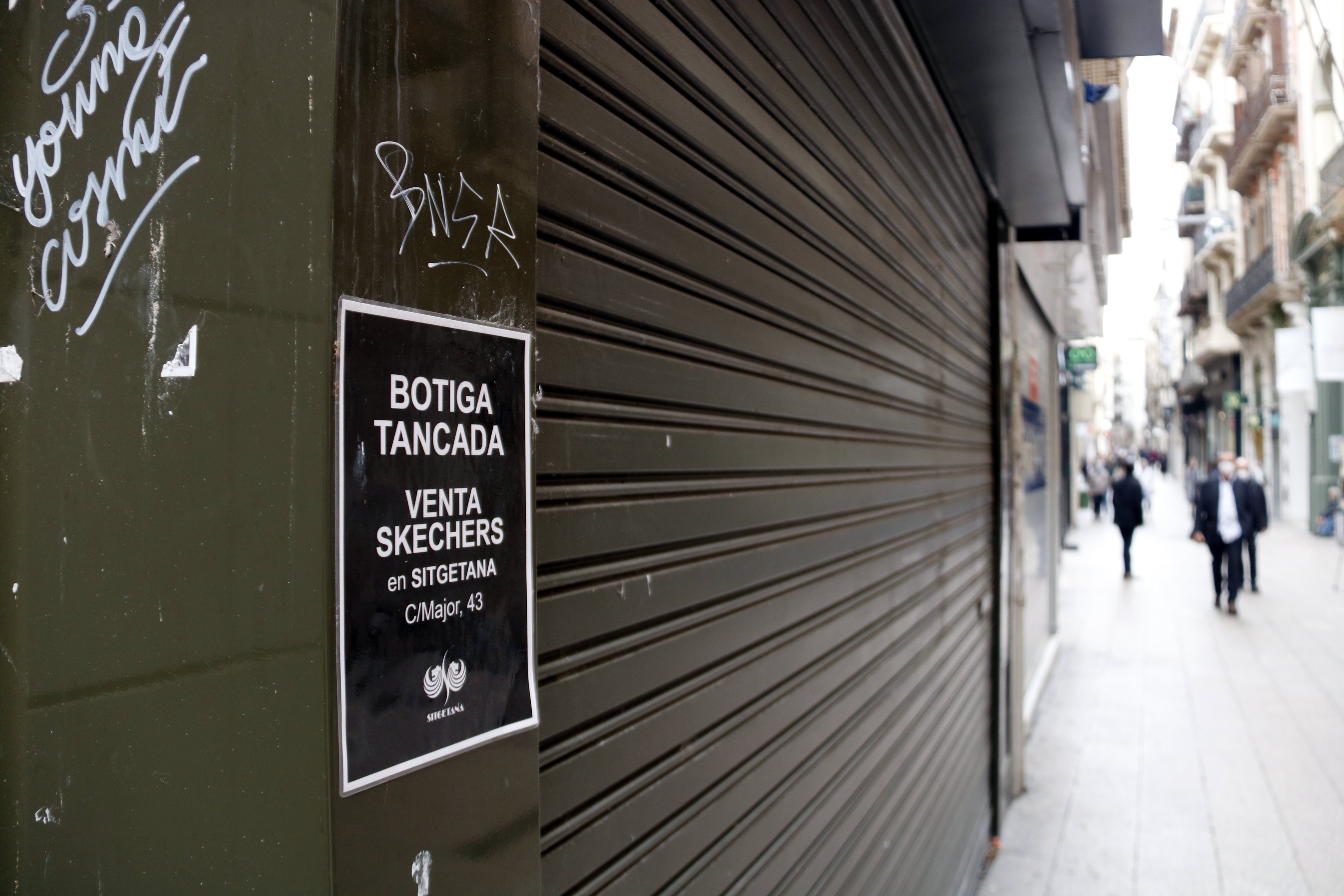 El 74% dels espanyols considera "alliberador" tornar a les botigues físiques