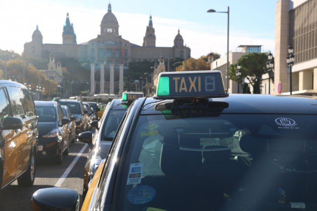 Marcha lenta taxis toque queda ACN