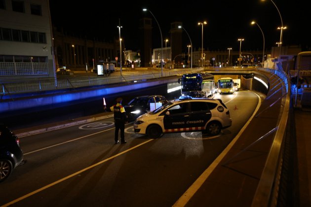 Control Mossos toc de queda coronavirus - Sergi Alcàzar