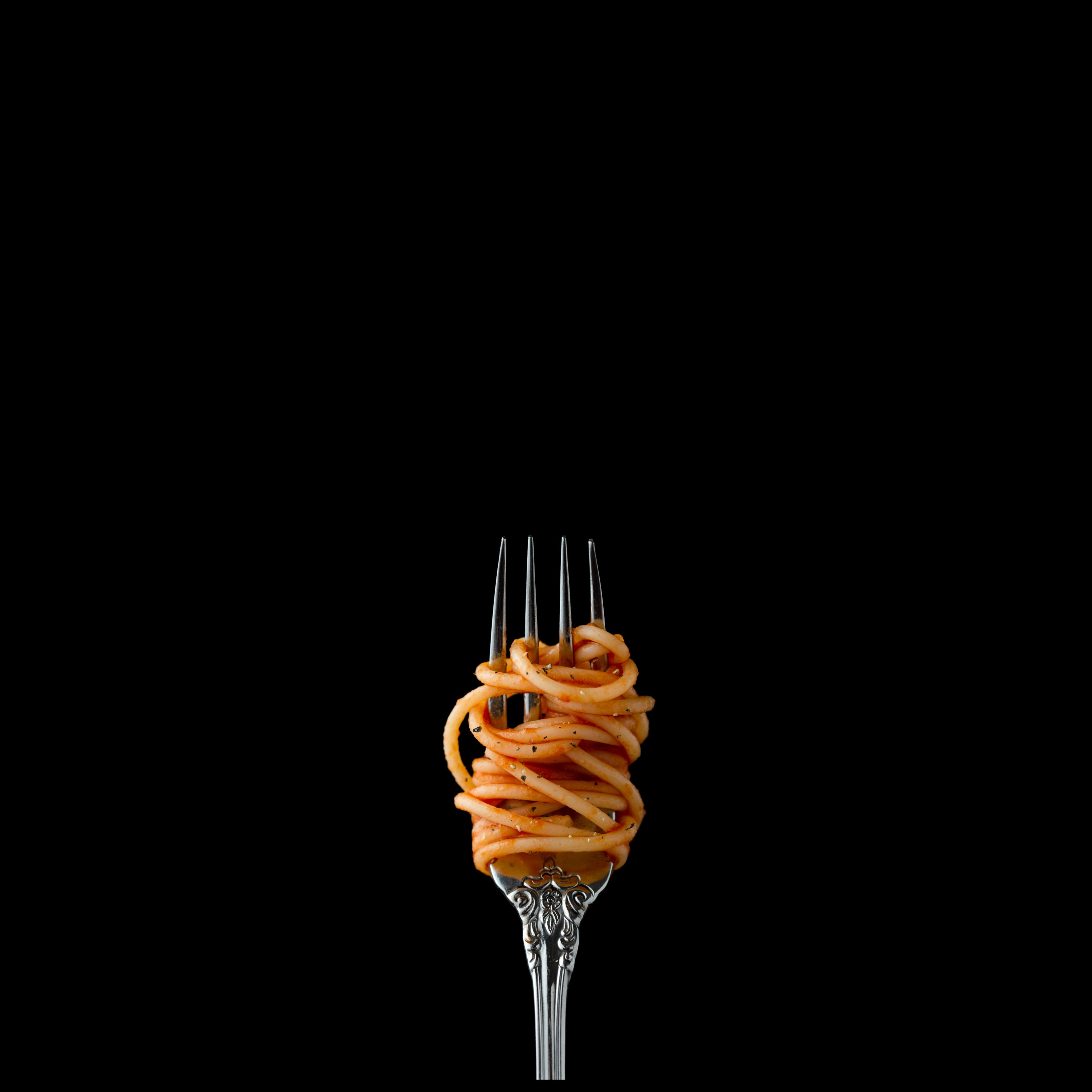 Cocer la pasta con el fuego apagado, la propuesta de un premio Nobel italiano para ahorrar energía