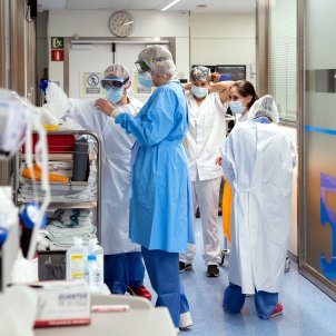 infermeres Covid EPI protecció hospital - ACN