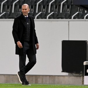 Zinedine Zidane sol reial madrid champions efe