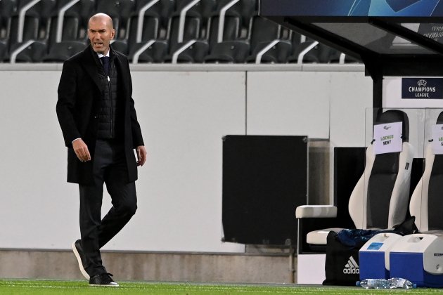 Zinedine Zidane solo real madrid champions efe