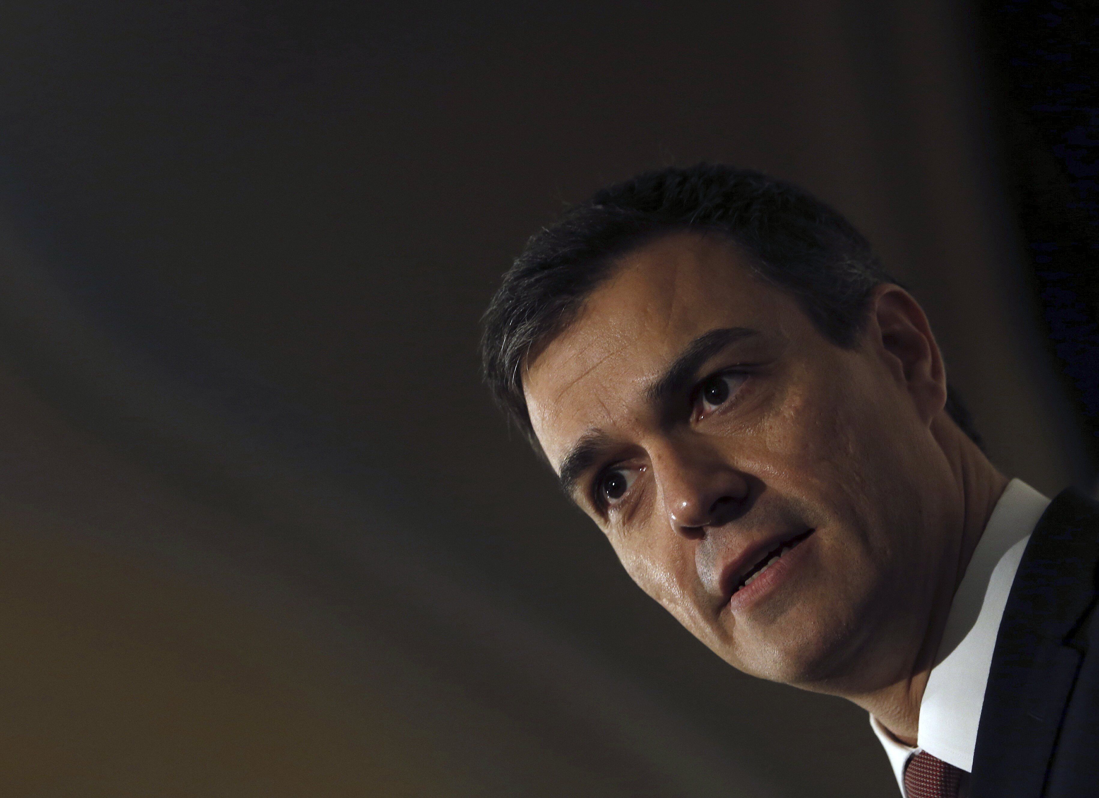 Sánchez carrega contra Rajoy: "A la UE diu una cosa i a Espanya la contrària"