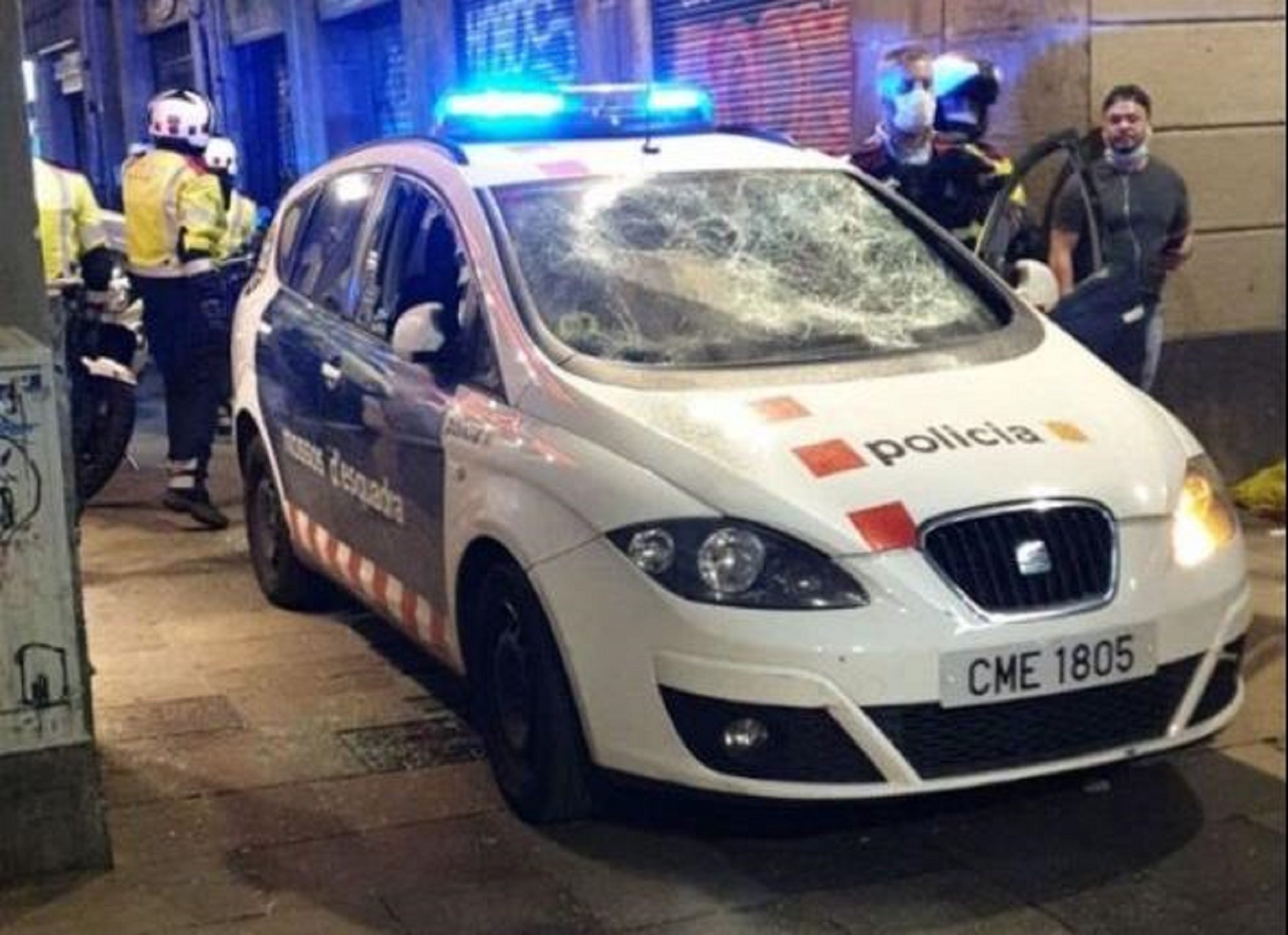 cotxe mossos destrossat mani independentistes / Guillem Ramos