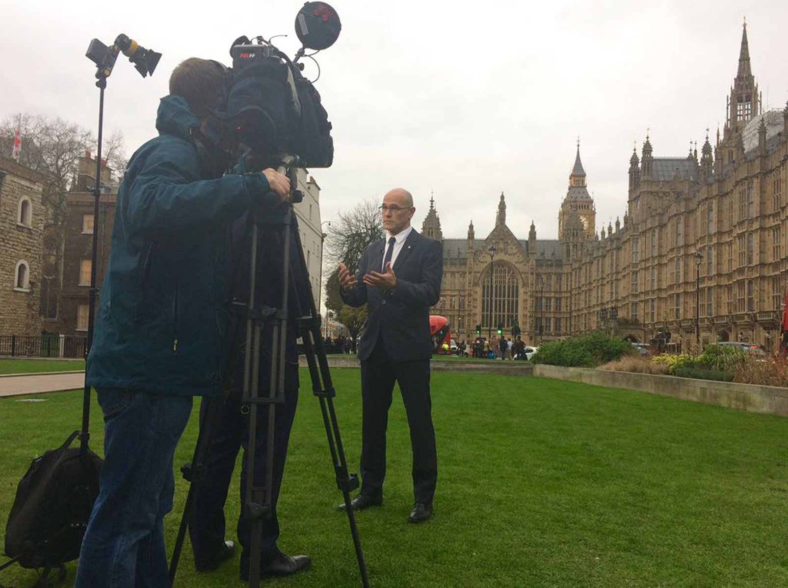 El Parlamento británico recibe a Romeva, el día después de la sentencia del 9-N