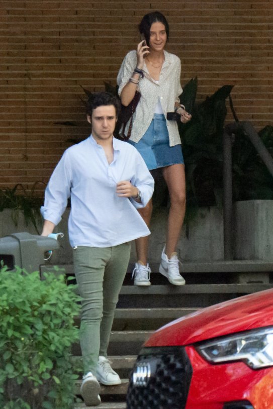 Froilán y Victoria Federica subiendo al coche EP