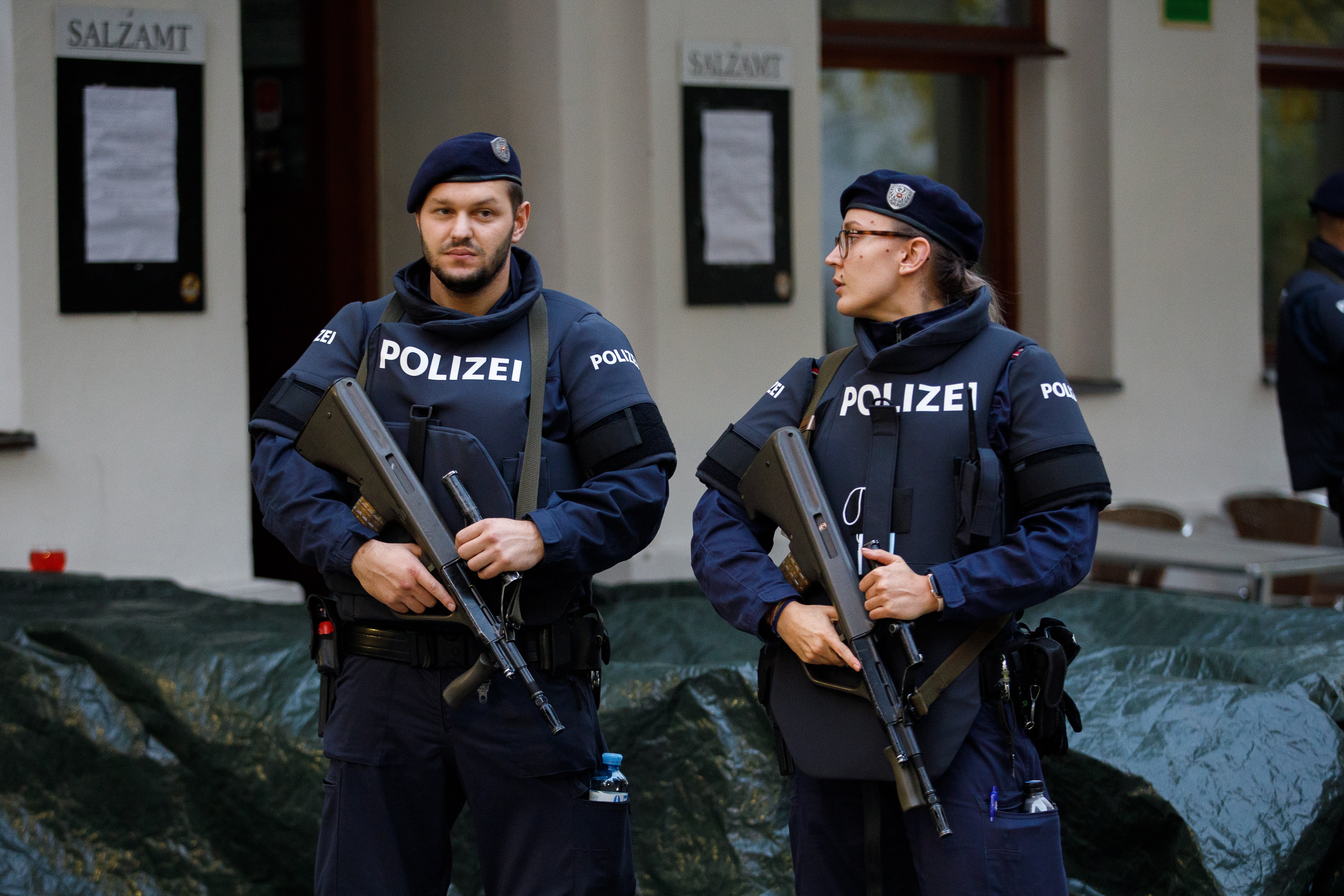 policies patrullen per Viena després de l'atac / EFE