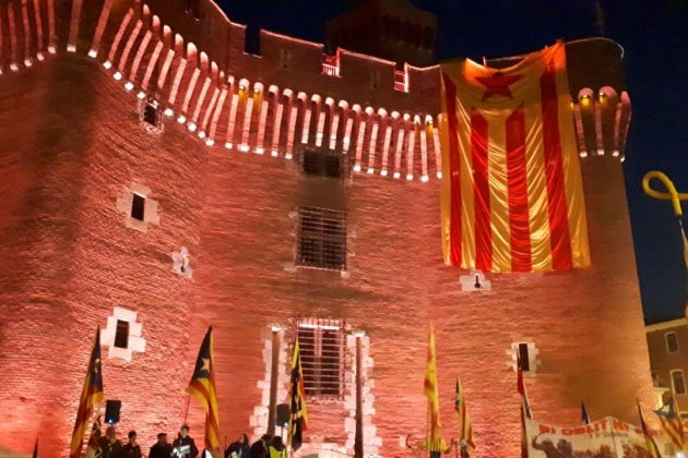 estelada|estrellas castellet perpinya collectiu 7 de noviembre