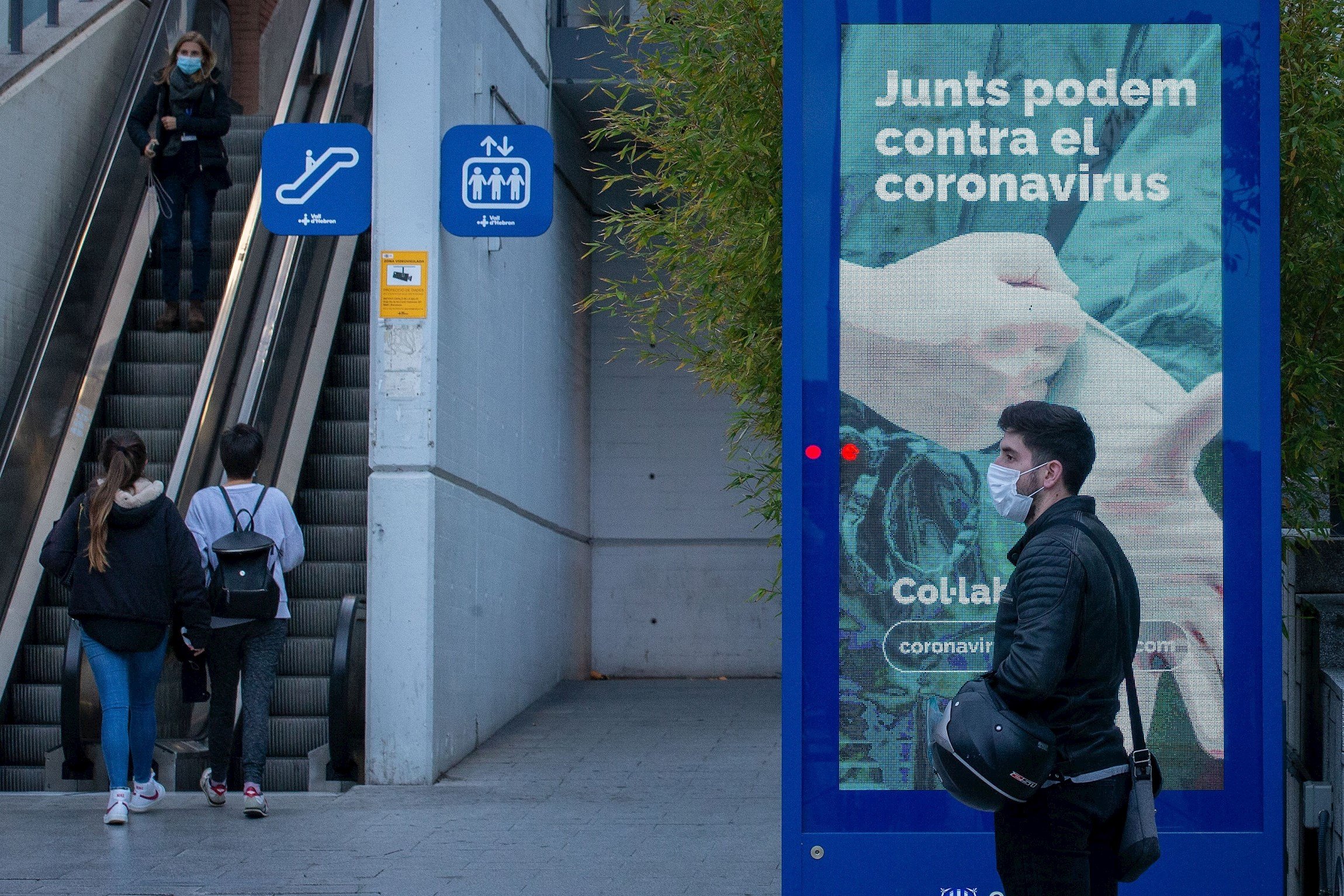 El Congrés valida la mascareta en exteriors amb l'abstenció independentista