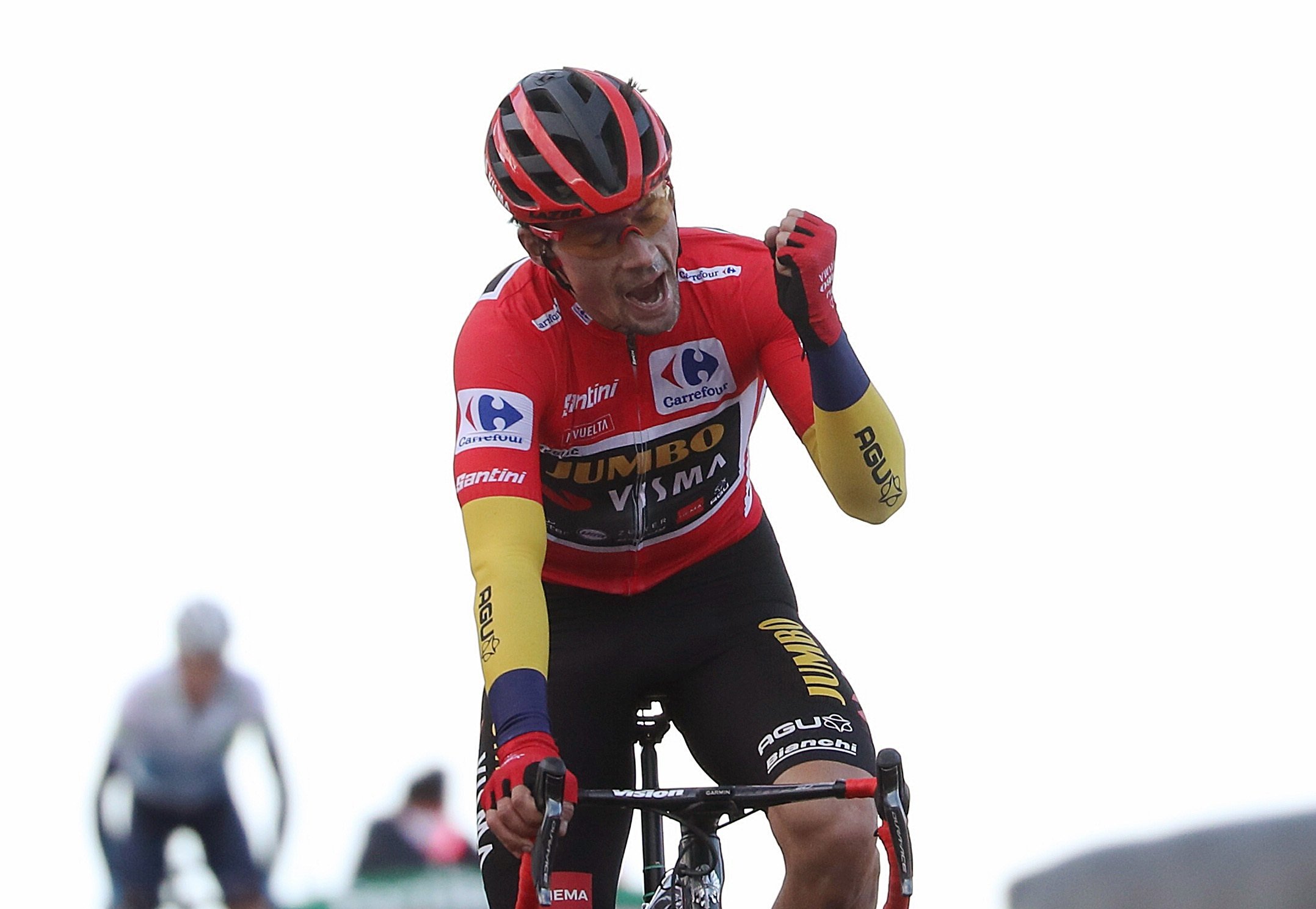 Primoz Roglic, virtual ganador de la Vuelta después de resistir en la Covatilla