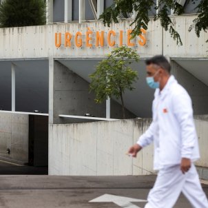 Las urgencias del Hospital del Mar, colapsadas: "Decenas de pacientes superan las 24 horas de ingreso"