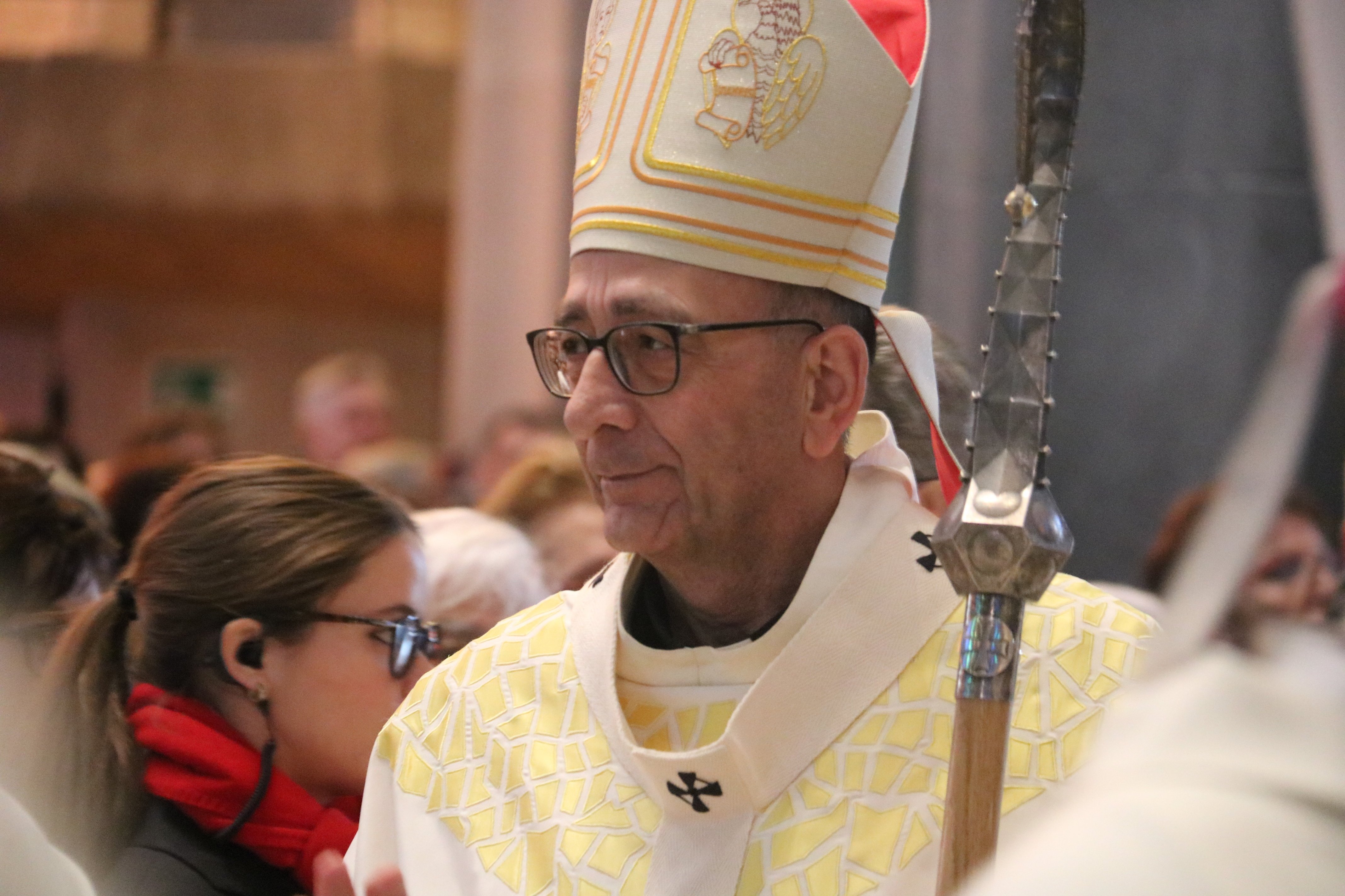 Omella se defiende y dice que el texto en castellano del Papa lo envió Montserrat