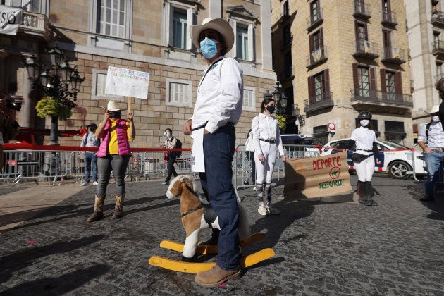 Manifestación deporte coronavirus Sergi Alcàzar