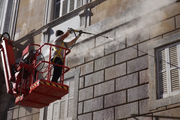 Neteja pintura Generalitat 3   Sergi Alcàzar