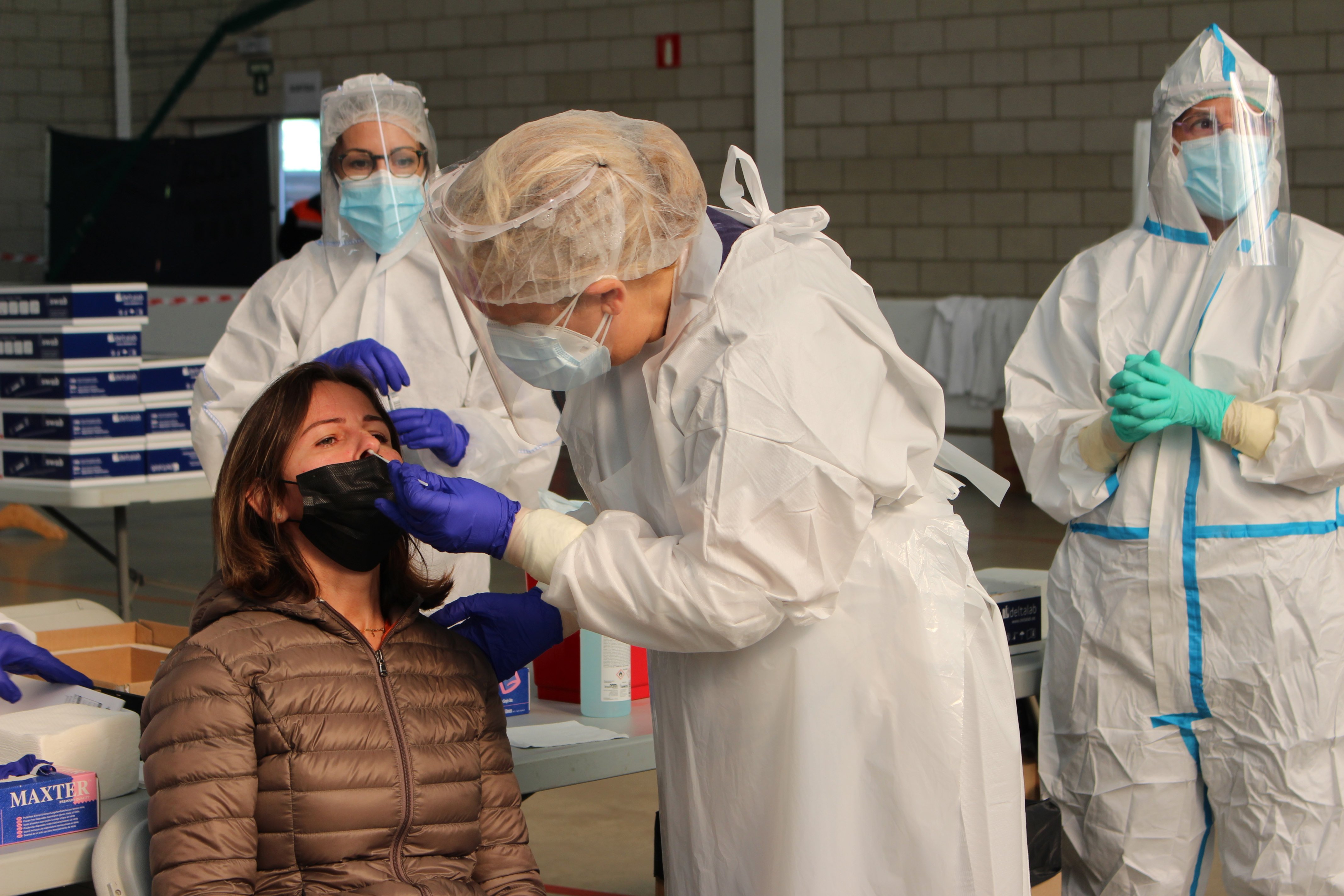 Mujer de 43 años: la más afectada por casos persistentes de Covid de seis meses