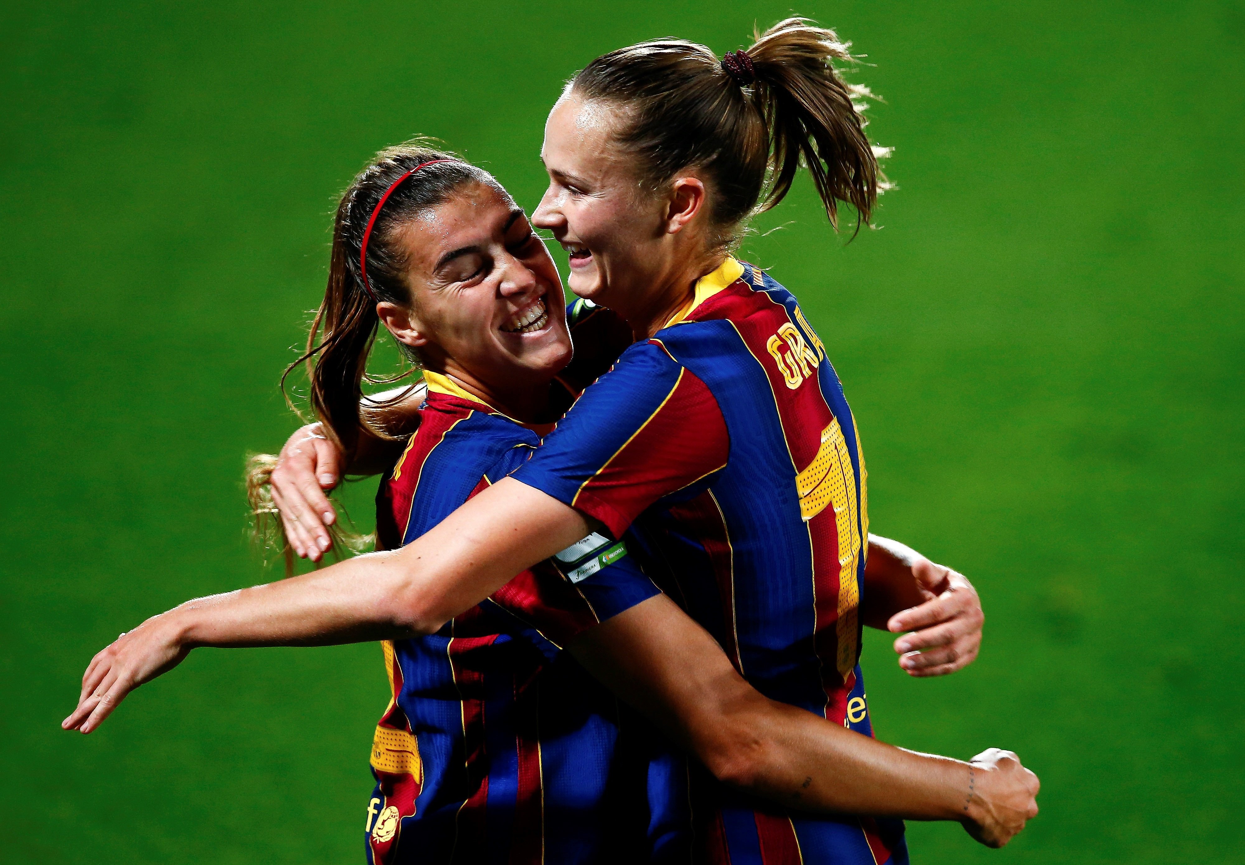 El Barça femení se supera: repàs a l'Atlètic, liderat i rècord (3-0)