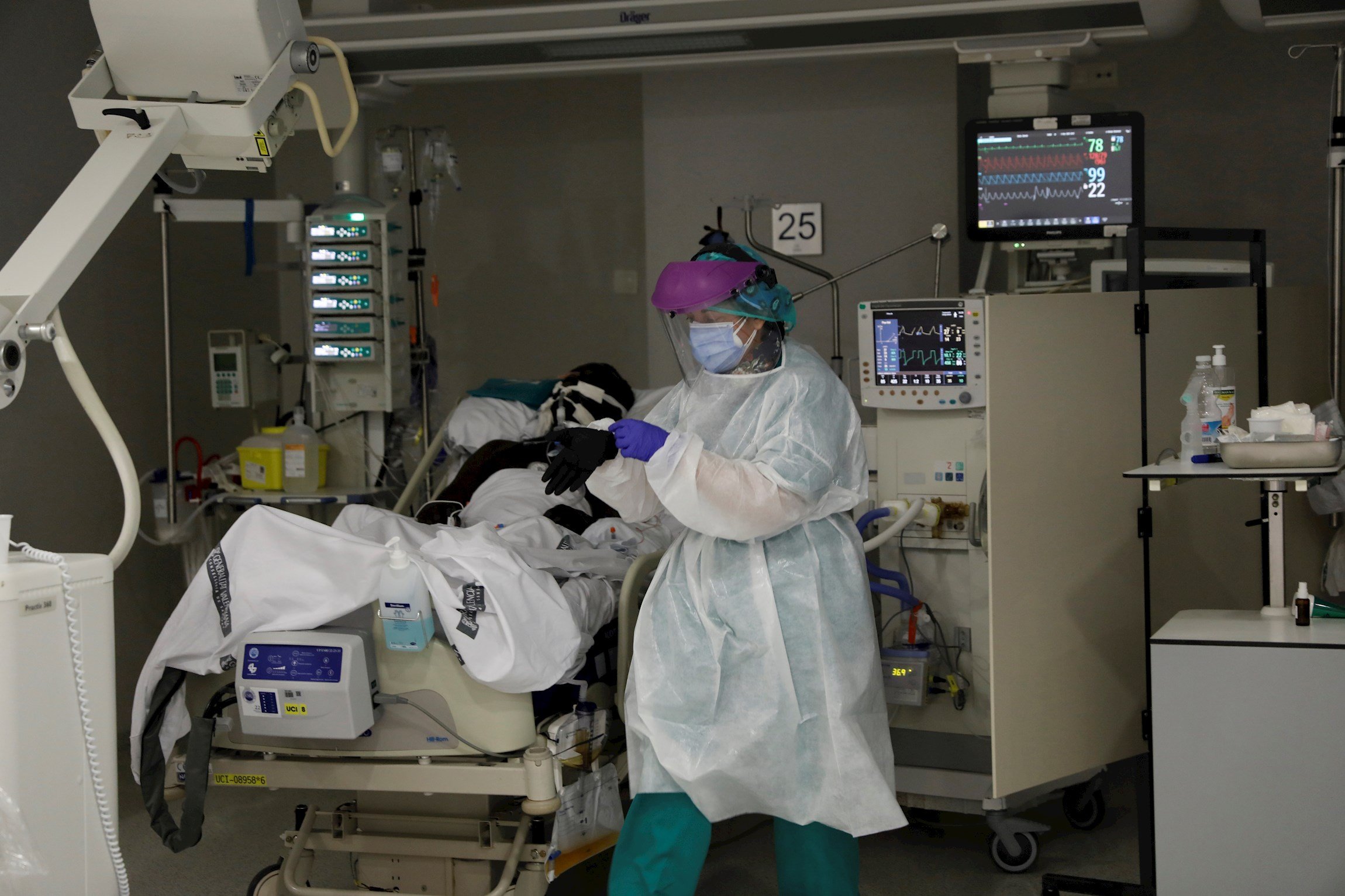 La segunda ola no se detiene en España: 15.318 nuevos casos y 351 muertes más