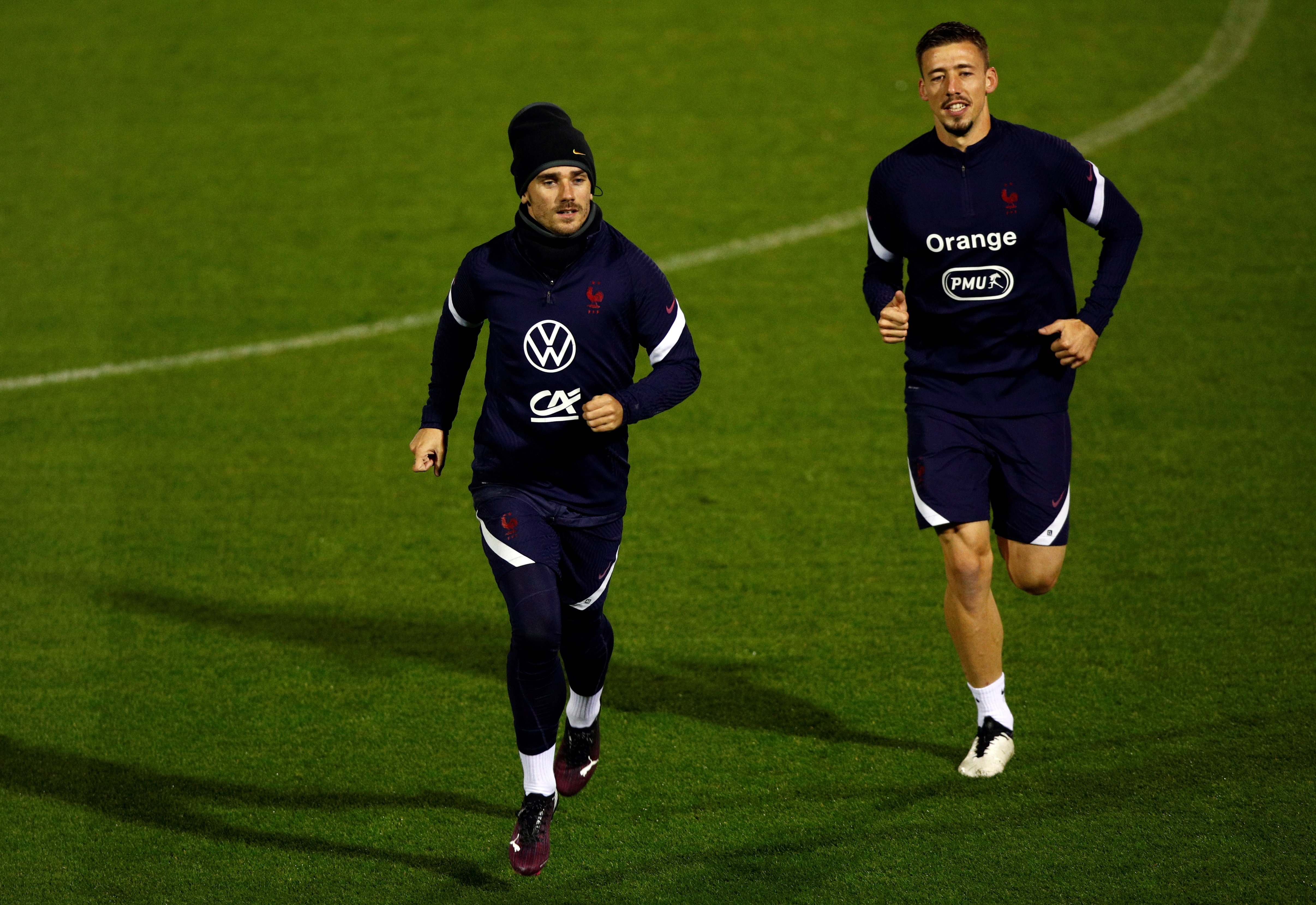 Griezmann i Lenglet, en alerta per un positiu a la selecció francesa