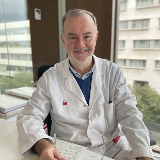 Muñiz: "Les transfusions de plasma de sang poden frenar la Covid"