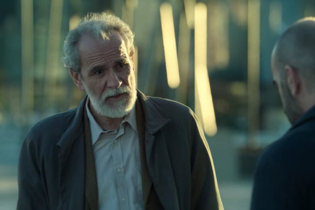 Willy Toledo con Luis Tosar en 'Los Favoritos de Midas' Netflix