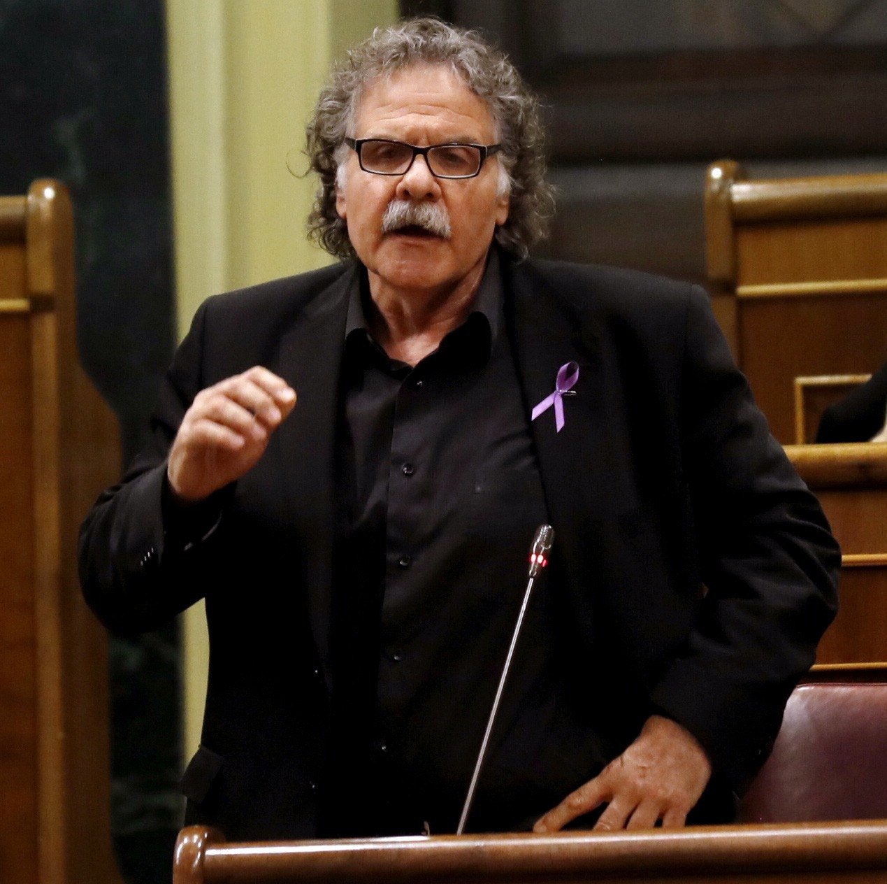 Tardà lleva el grito de Barcelona al Congreso: "¡Libertad detenidos!"