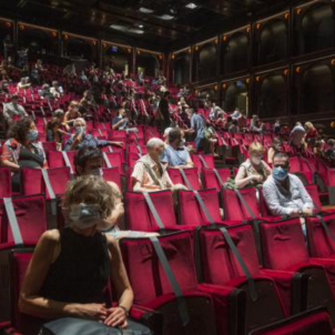 El plan de reanudación excluye salas de concierto y pone límite a la cultura