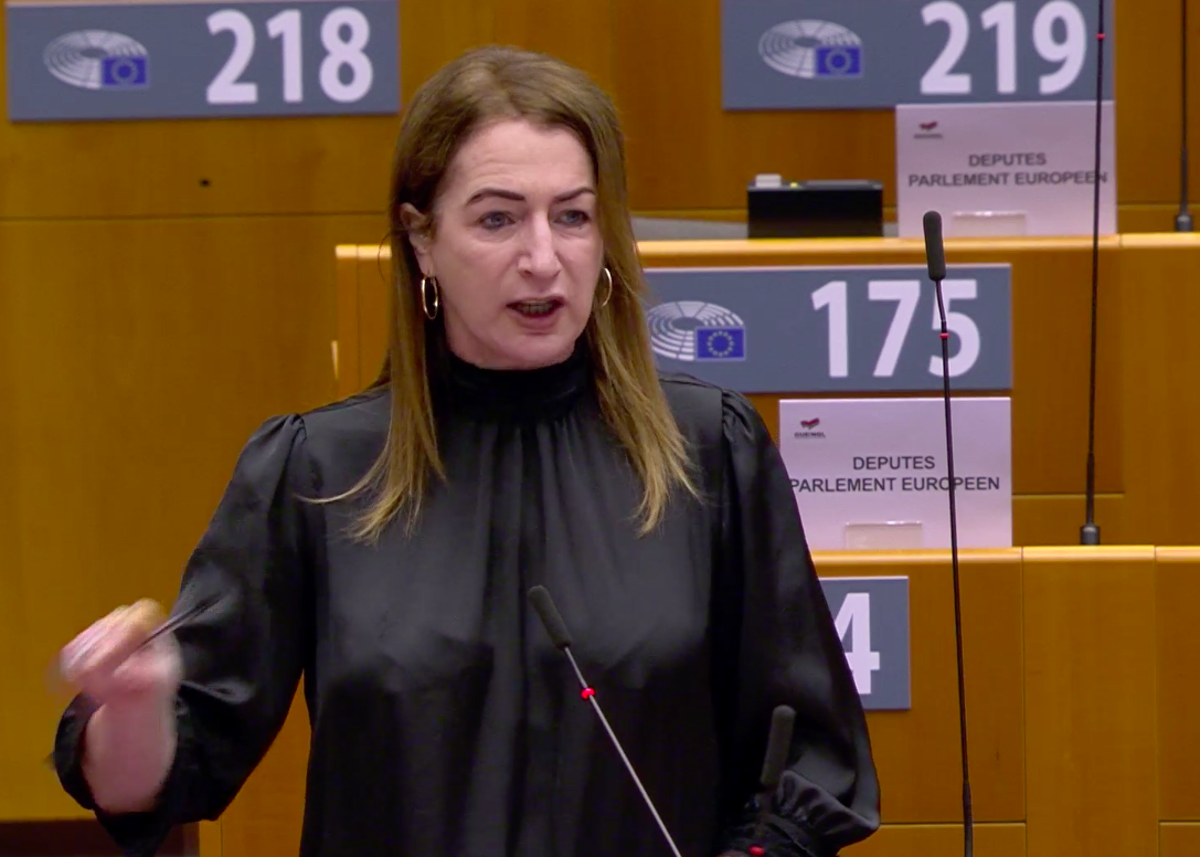 Irish MEP Clare Daly directly accuses the EU of avoiding the issue of Catalonia