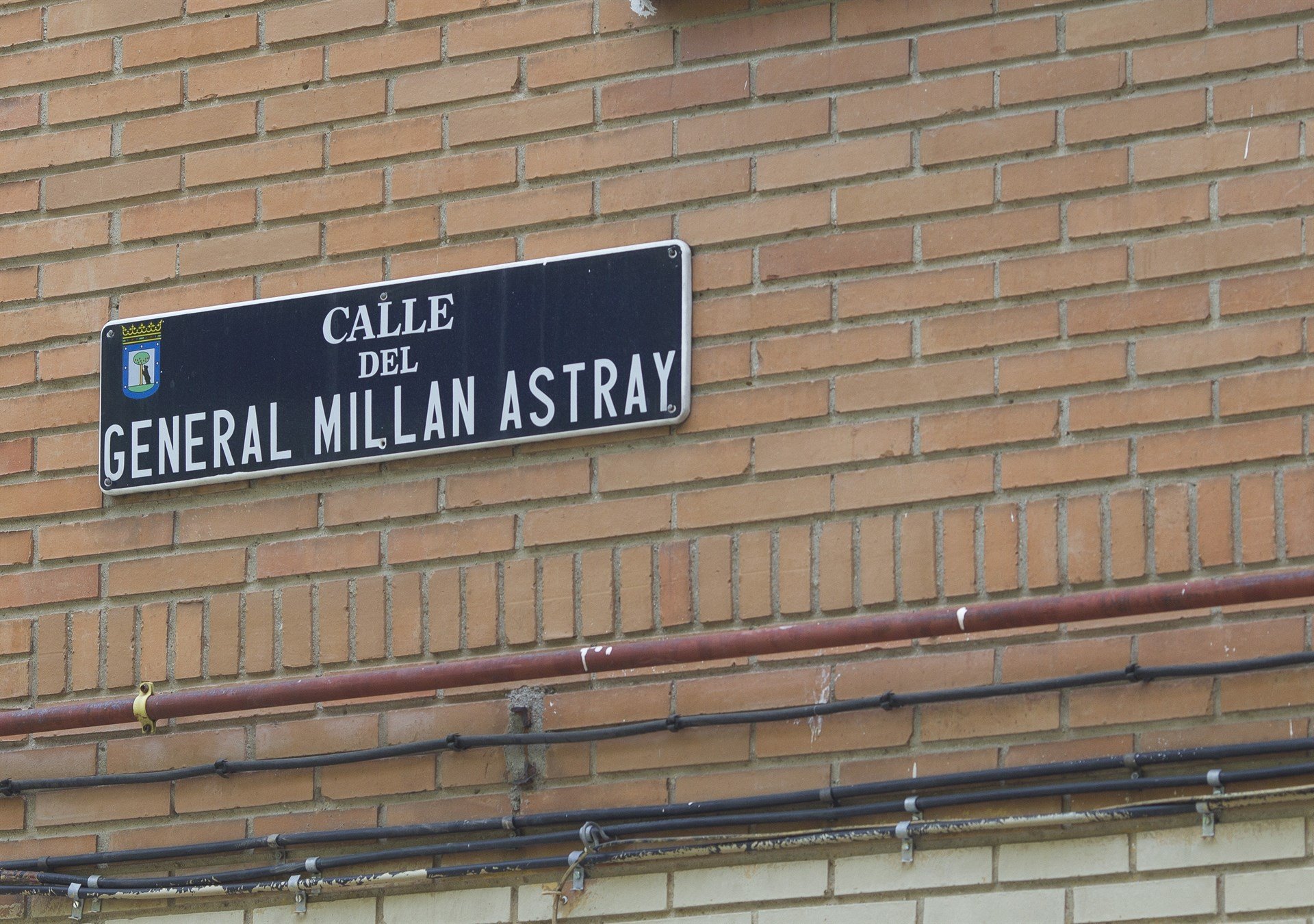 Exlegionarios defienden la calle Millán Astray en Madrid