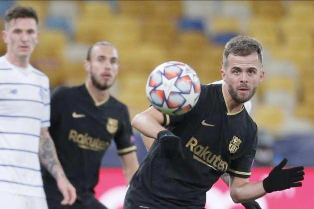 Pjanic Barca Dinamo Kiev EFE Pjanic Barca Dinamo Kiev EFE