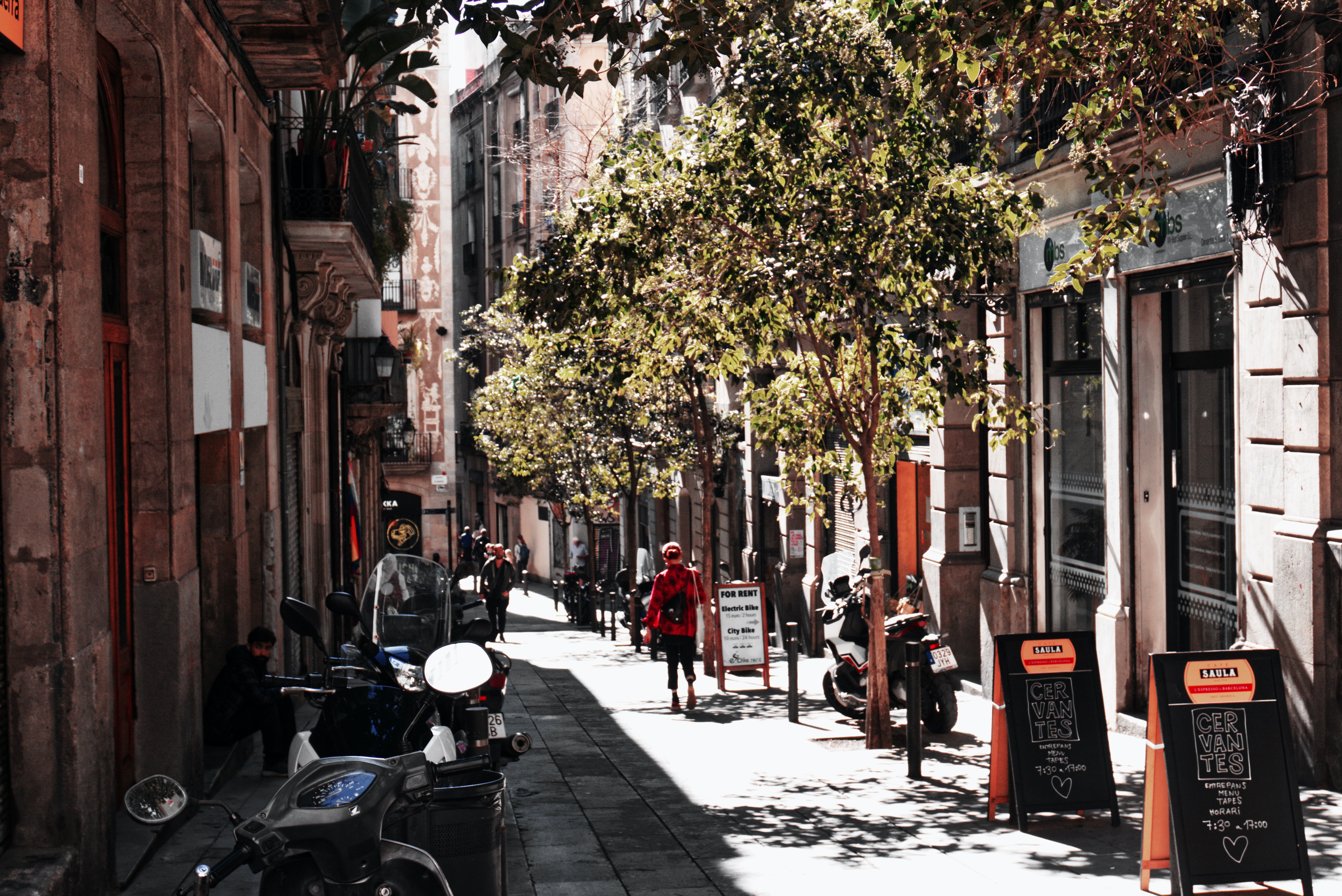 barcelona carrers unsplash