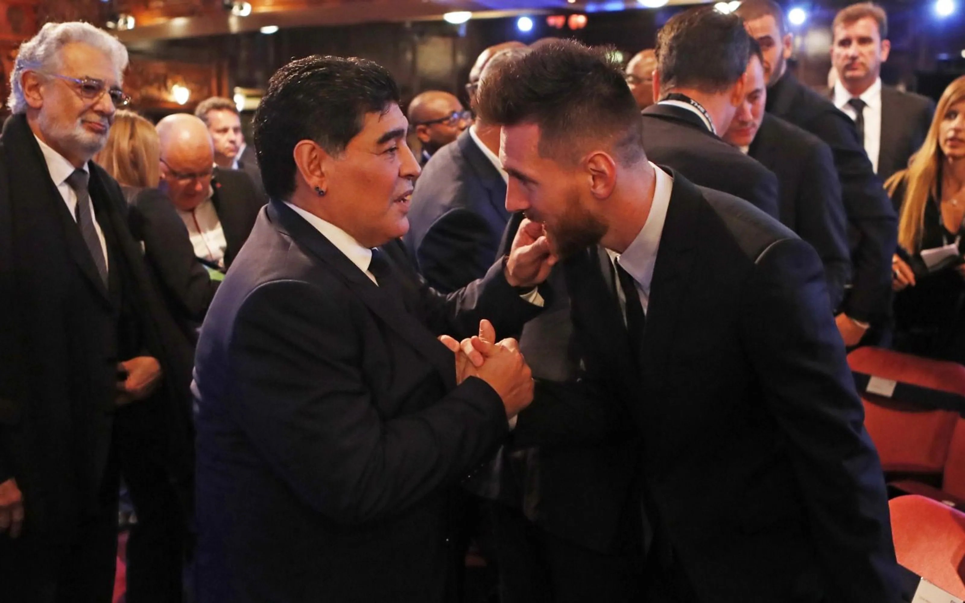 La emotiva dedicatoria de Messi a Maradona: "Eterno"
