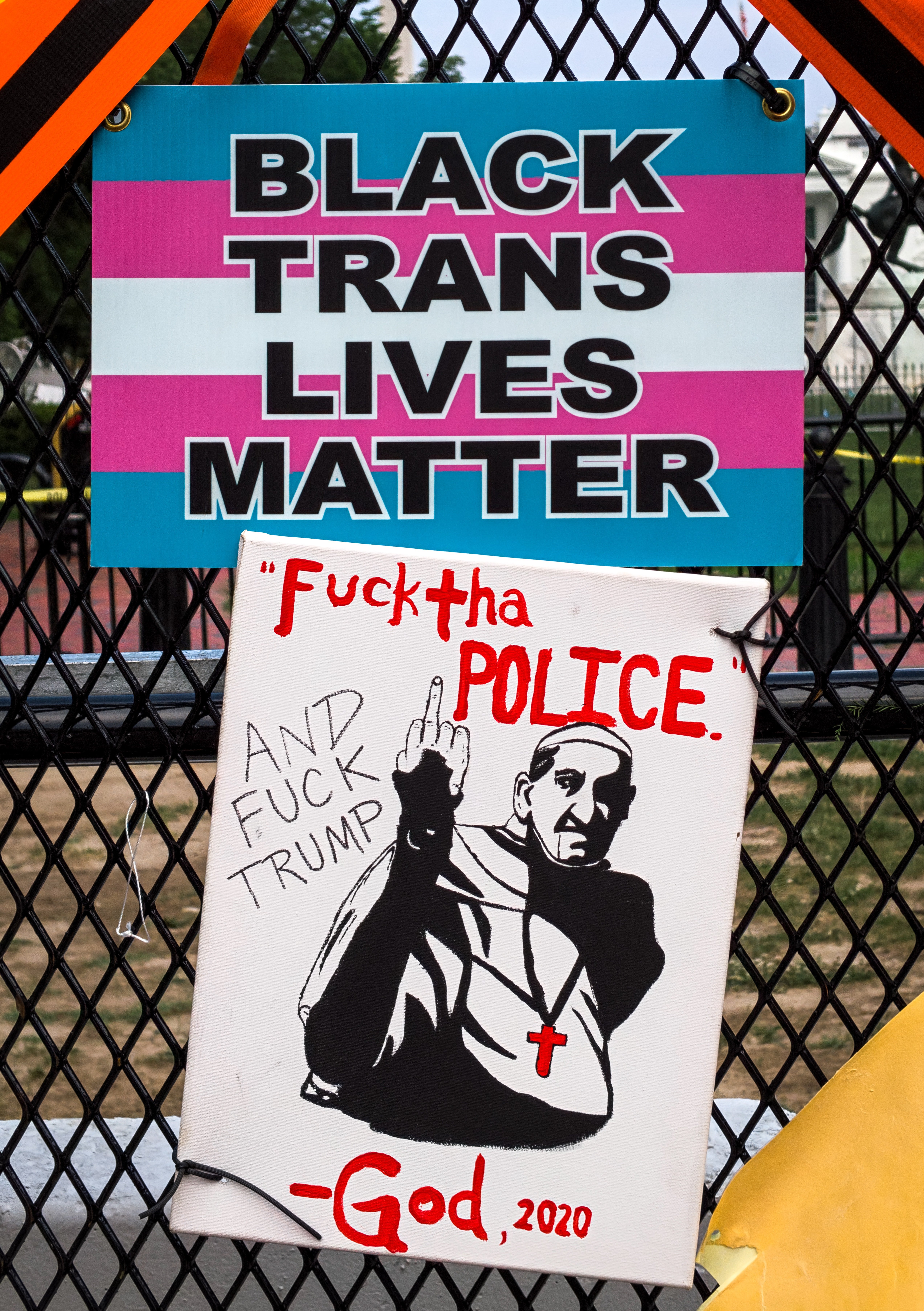 Cartel a favor de las personas transexuales en una manifestación de los Estados Unidos / Unsplash