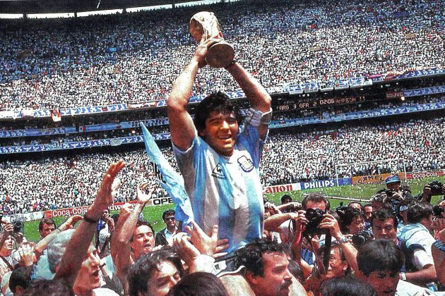Maradona lagar azteca