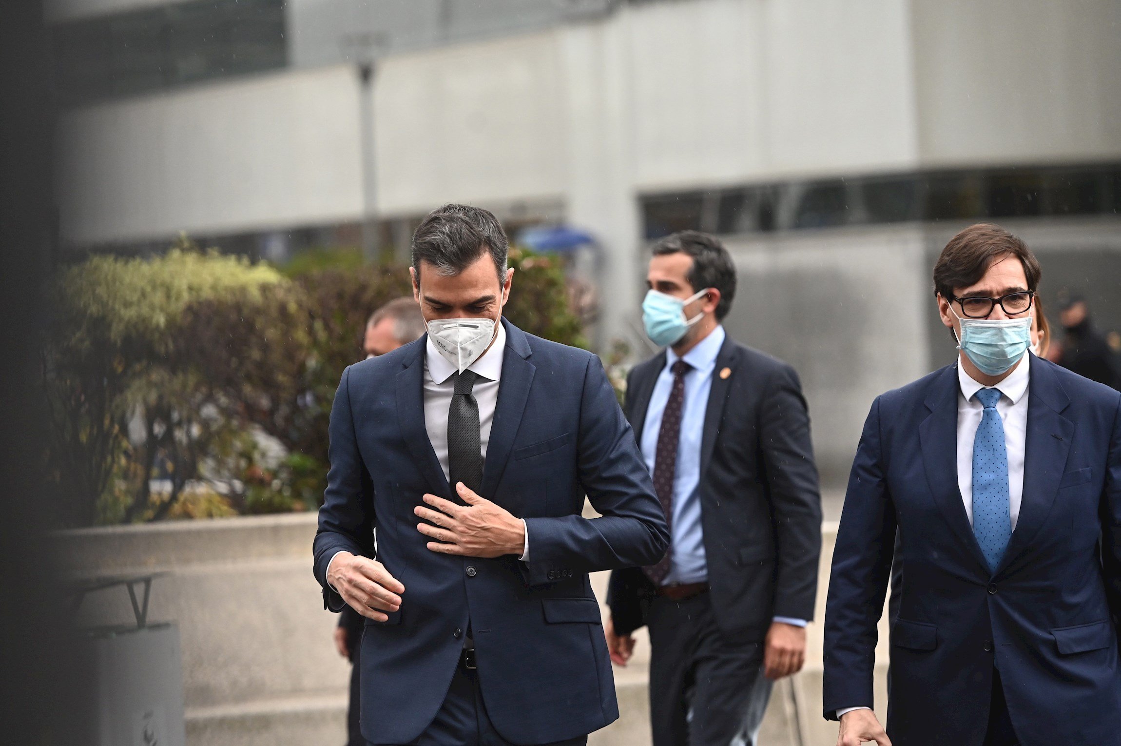 Sánchez i Illa, escridassats a l'arribada a un hospital madrileny