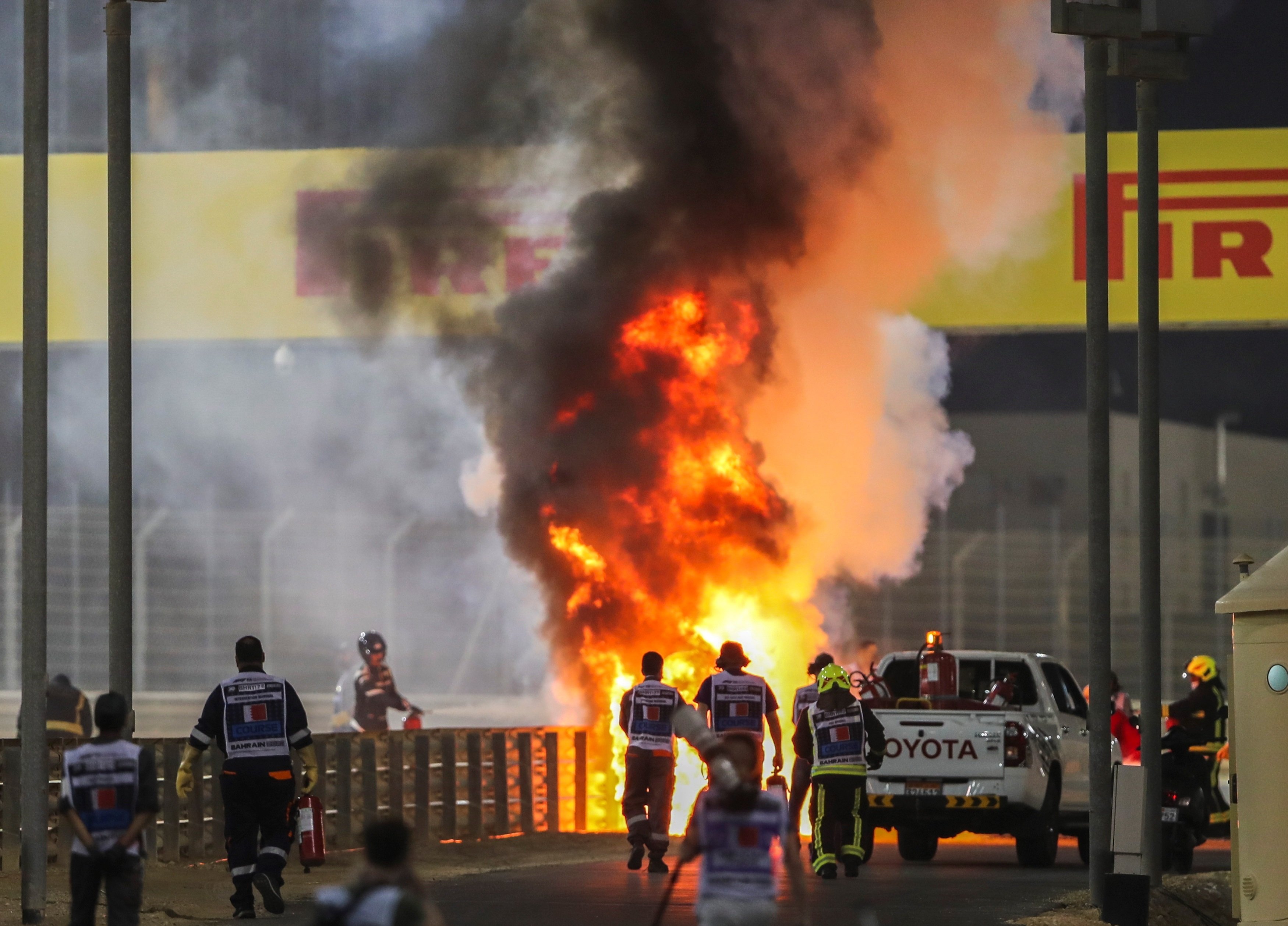 Terrible accident a la Fórmula 1: Romain Grosjean salva la seva vida de miracle