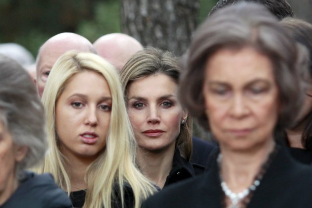 letizia funeral mira lejos reina sofia GTRES
