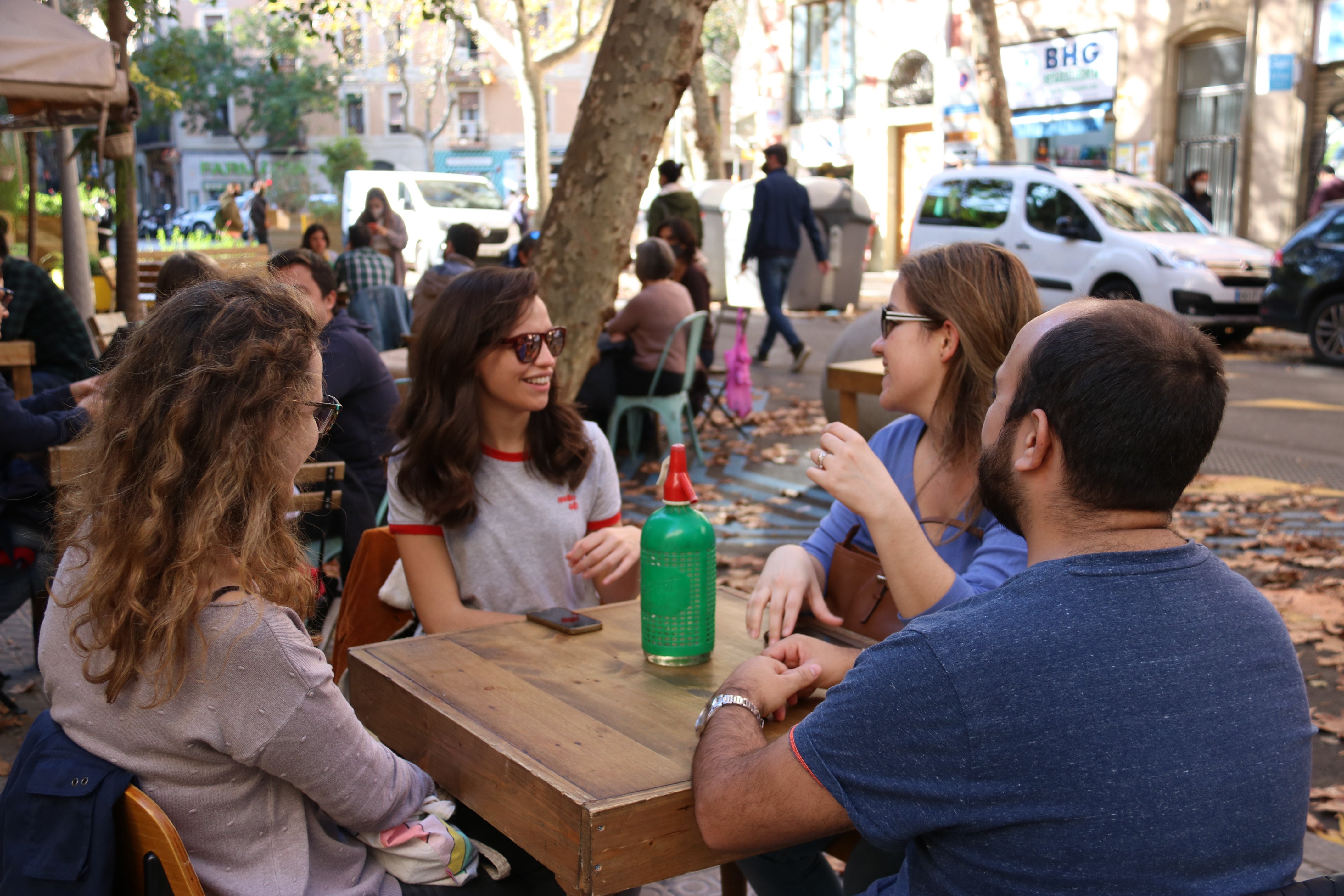 Así son los franceses de Barcelona, según Equinox Radio